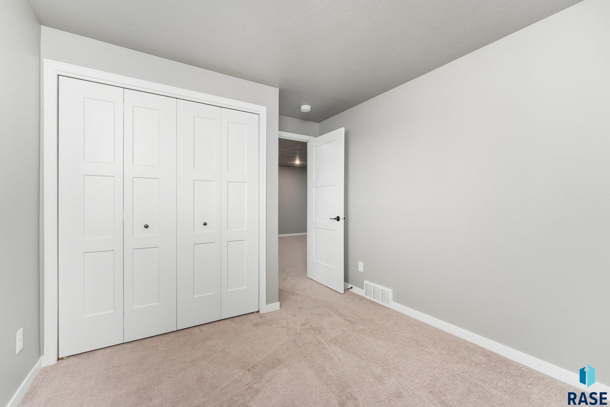 6521 E Steel St Street, Sioux Falls, South Dakota image 14