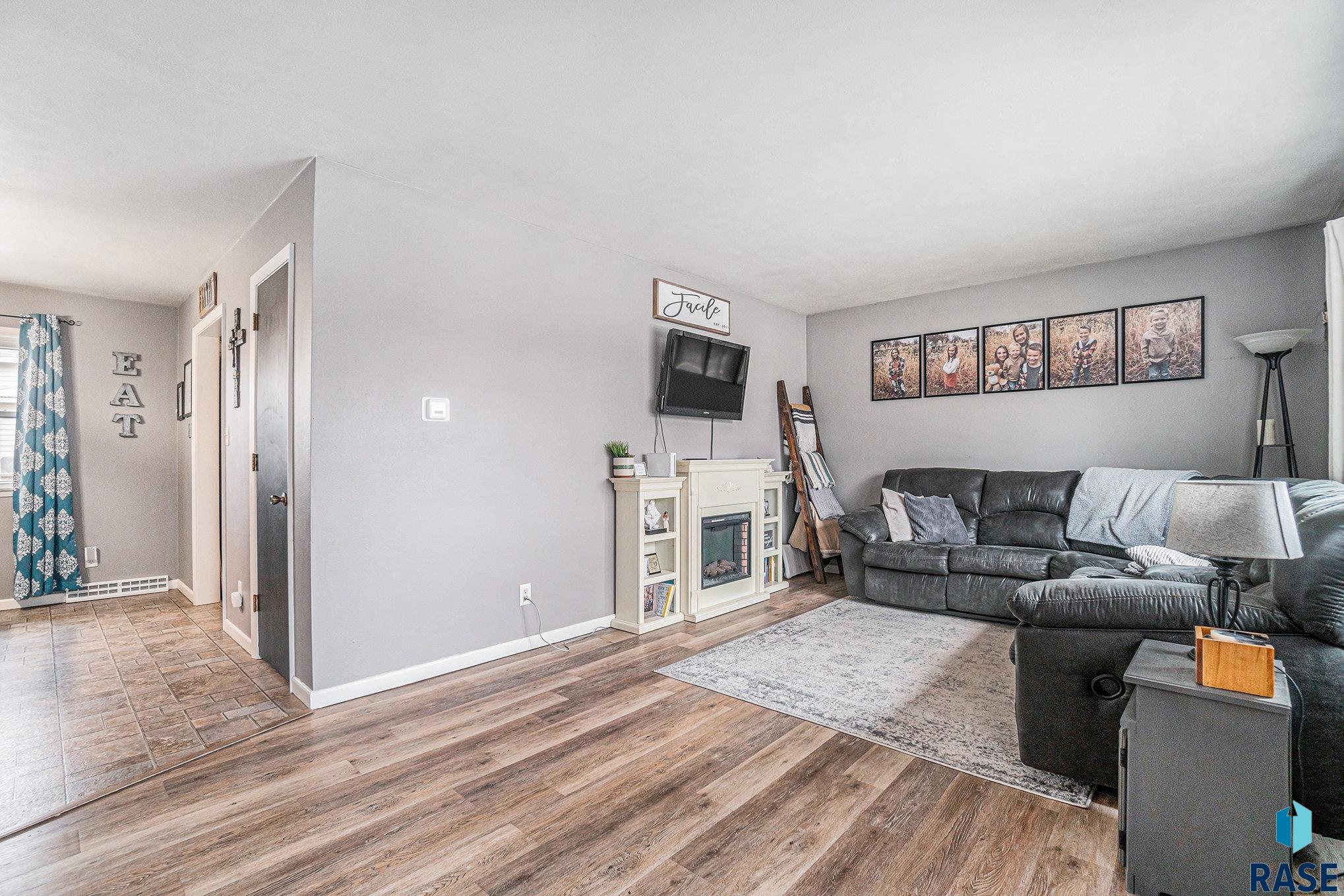 503 N Oakley St Street, Luverne, Minnesota image 3