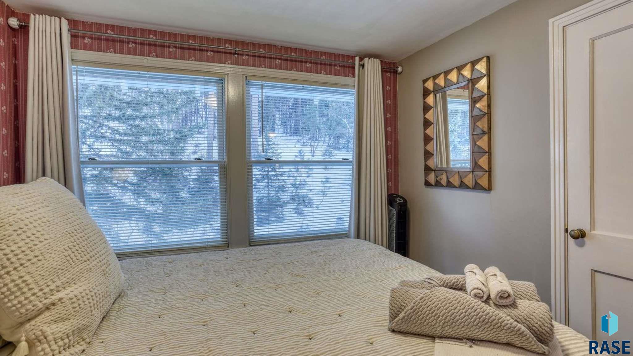 Deadwood, South Dakota 57732, United States, 3 Bedrooms Bedrooms, ,2 BathroomsBathrooms,Residential,Active,40035