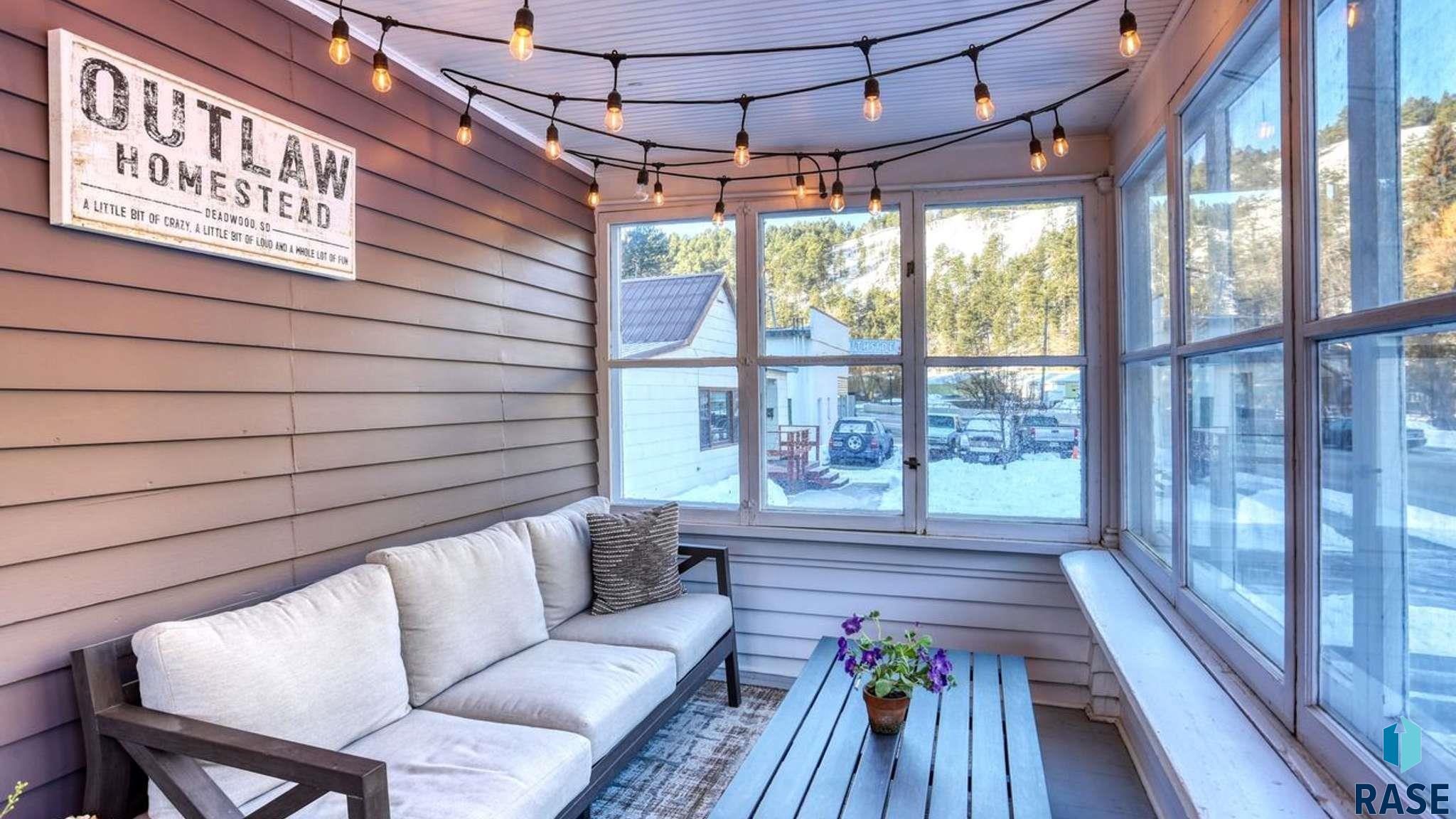 Deadwood, South Dakota 57732, United States, 3 Bedrooms Bedrooms, ,2 BathroomsBathrooms,Residential,Active,40035