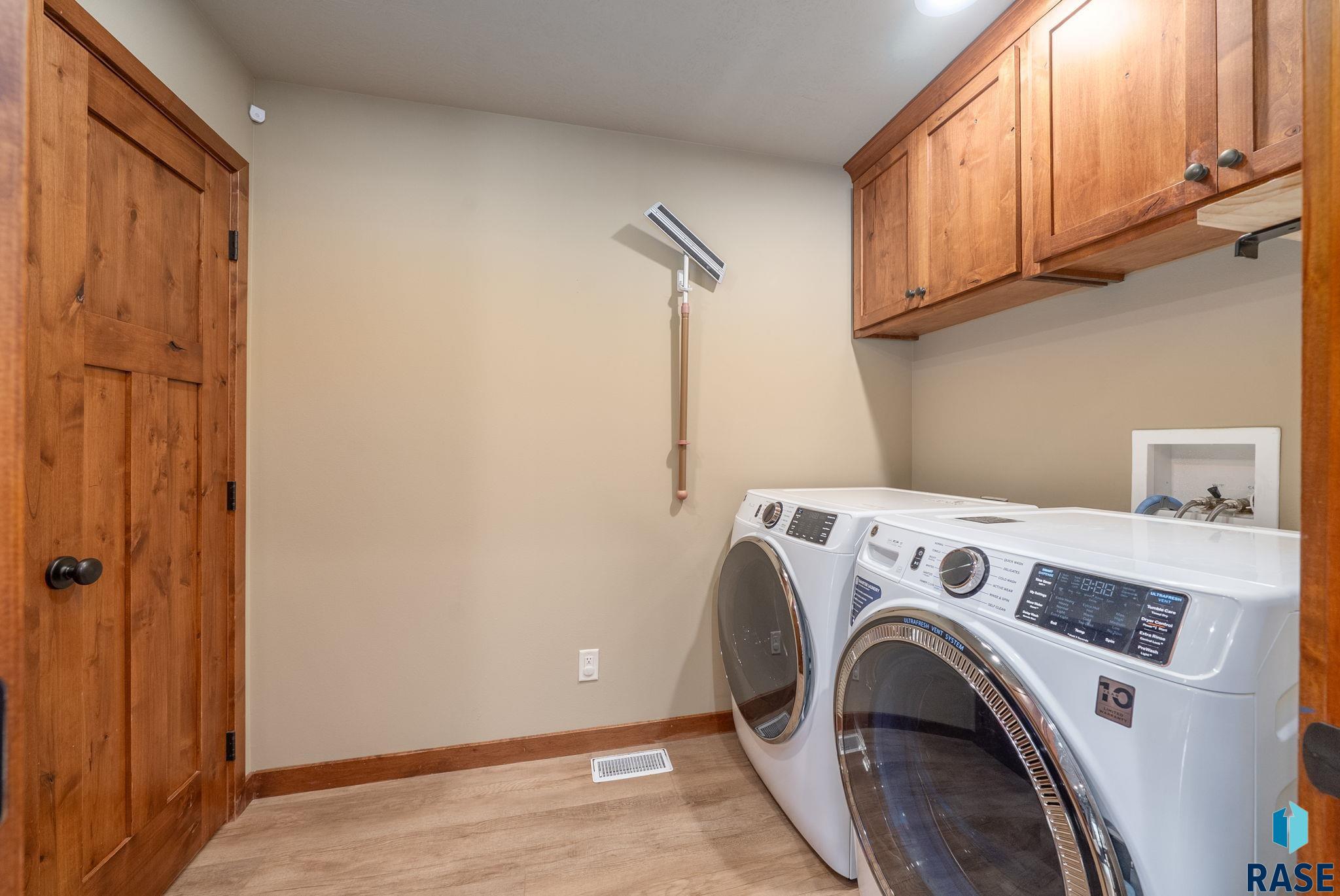 1325 W Whitechurch Ln Lane, Sioux Falls, New Jersey image 20