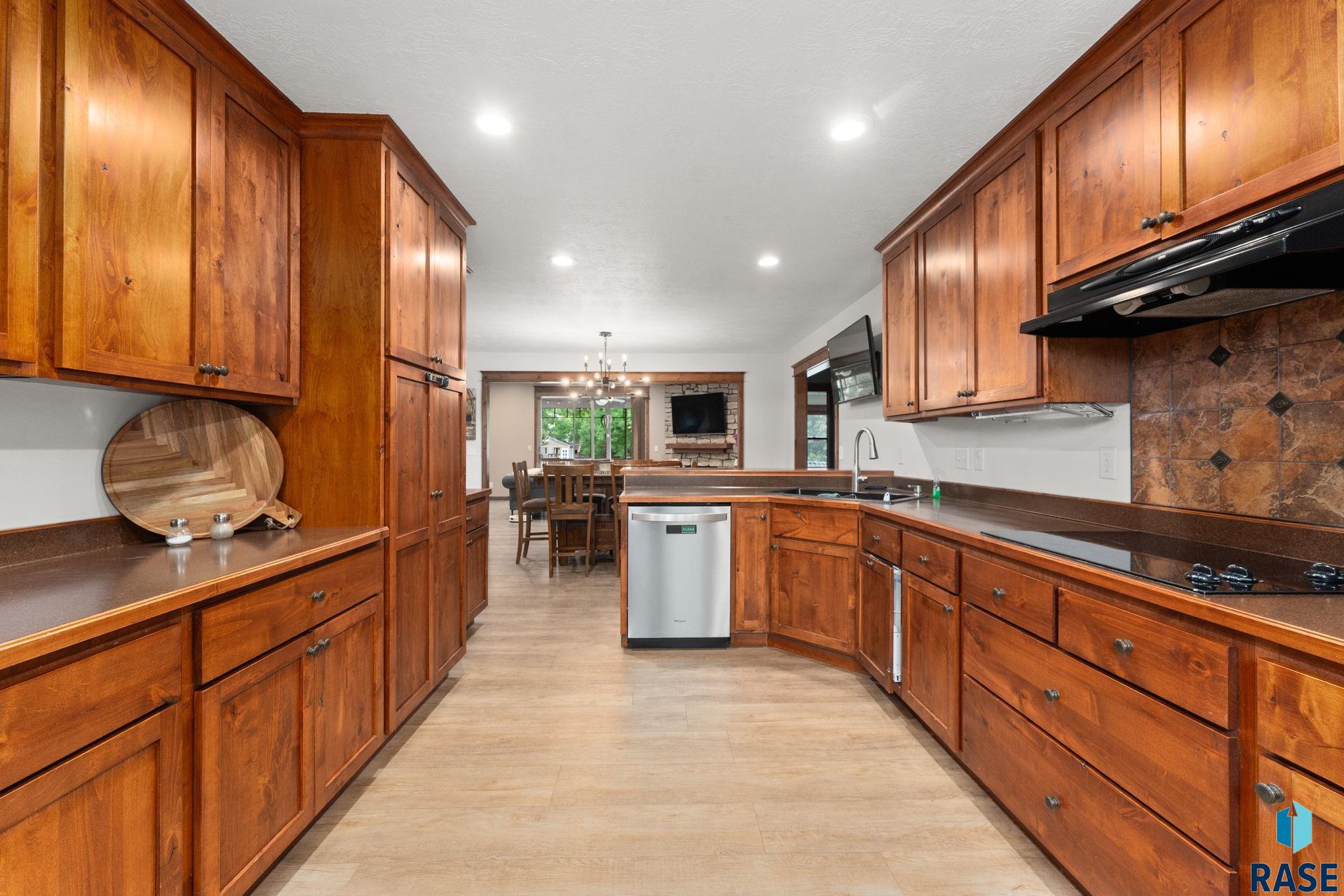 1325 W Whitechurch Ln Lane, Sioux Falls, New Jersey image 7