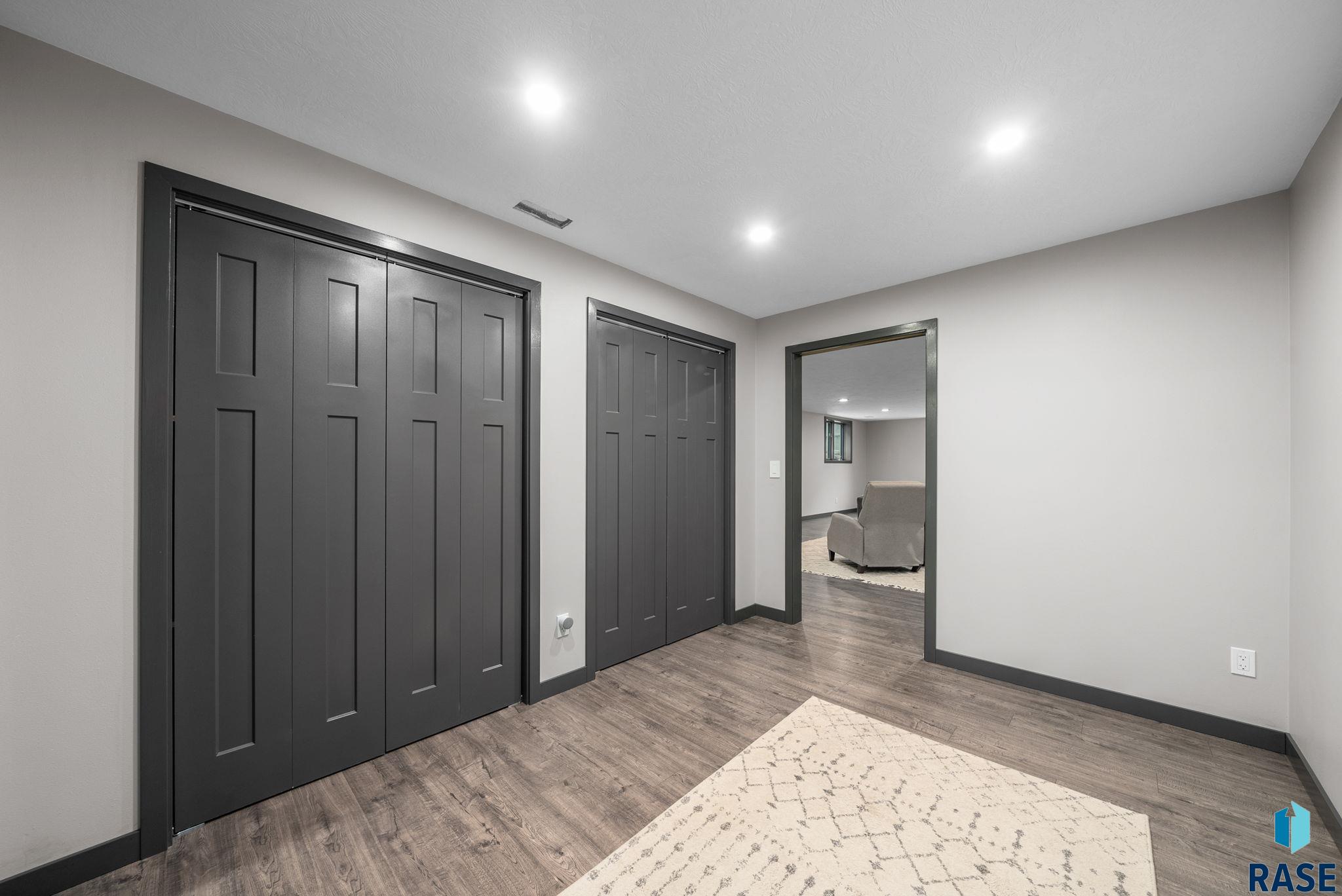 1325 W Whitechurch Ln Lane, Sioux Falls, New Jersey image 36