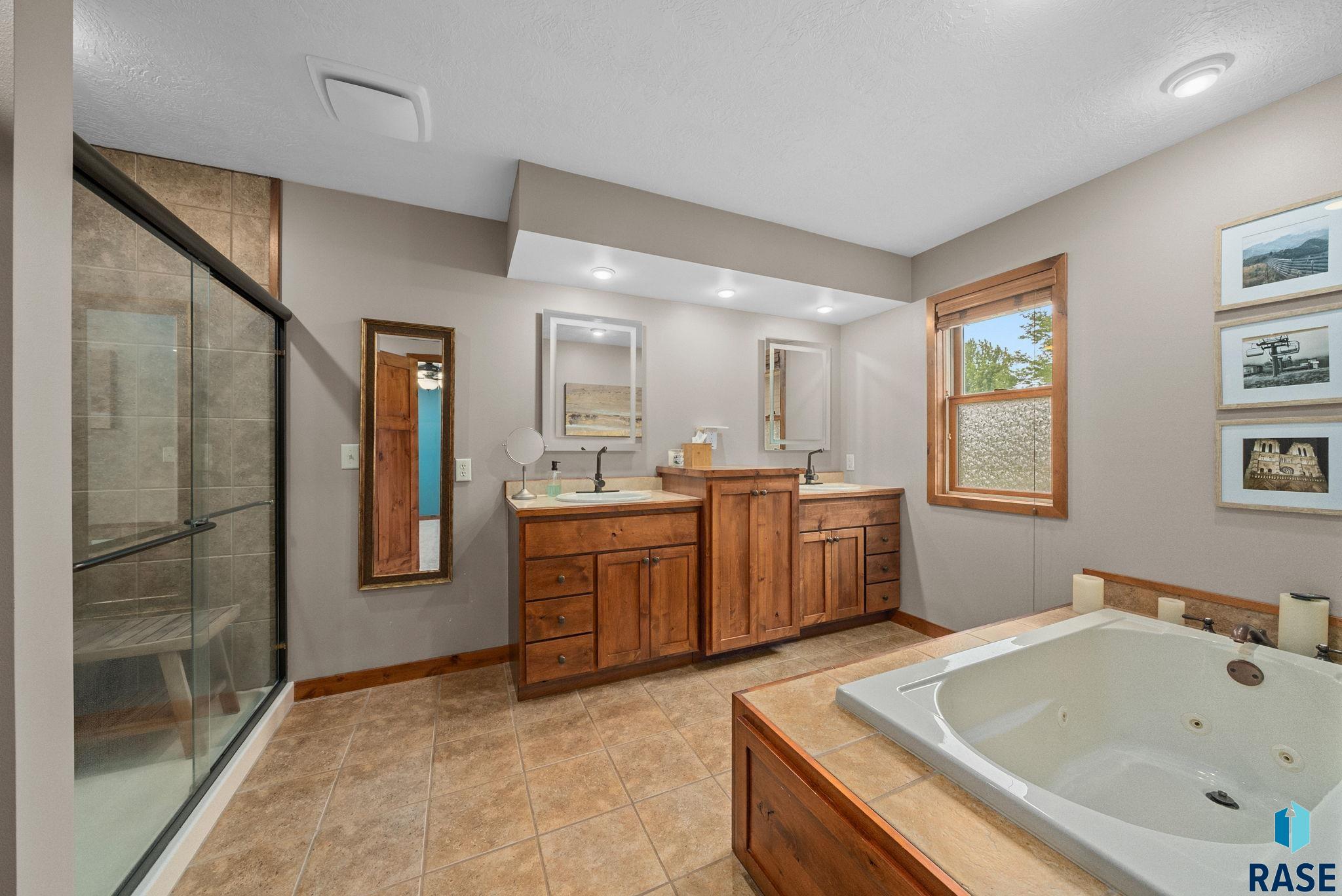 1325 W Whitechurch Ln Lane, Sioux Falls, New Jersey image 27