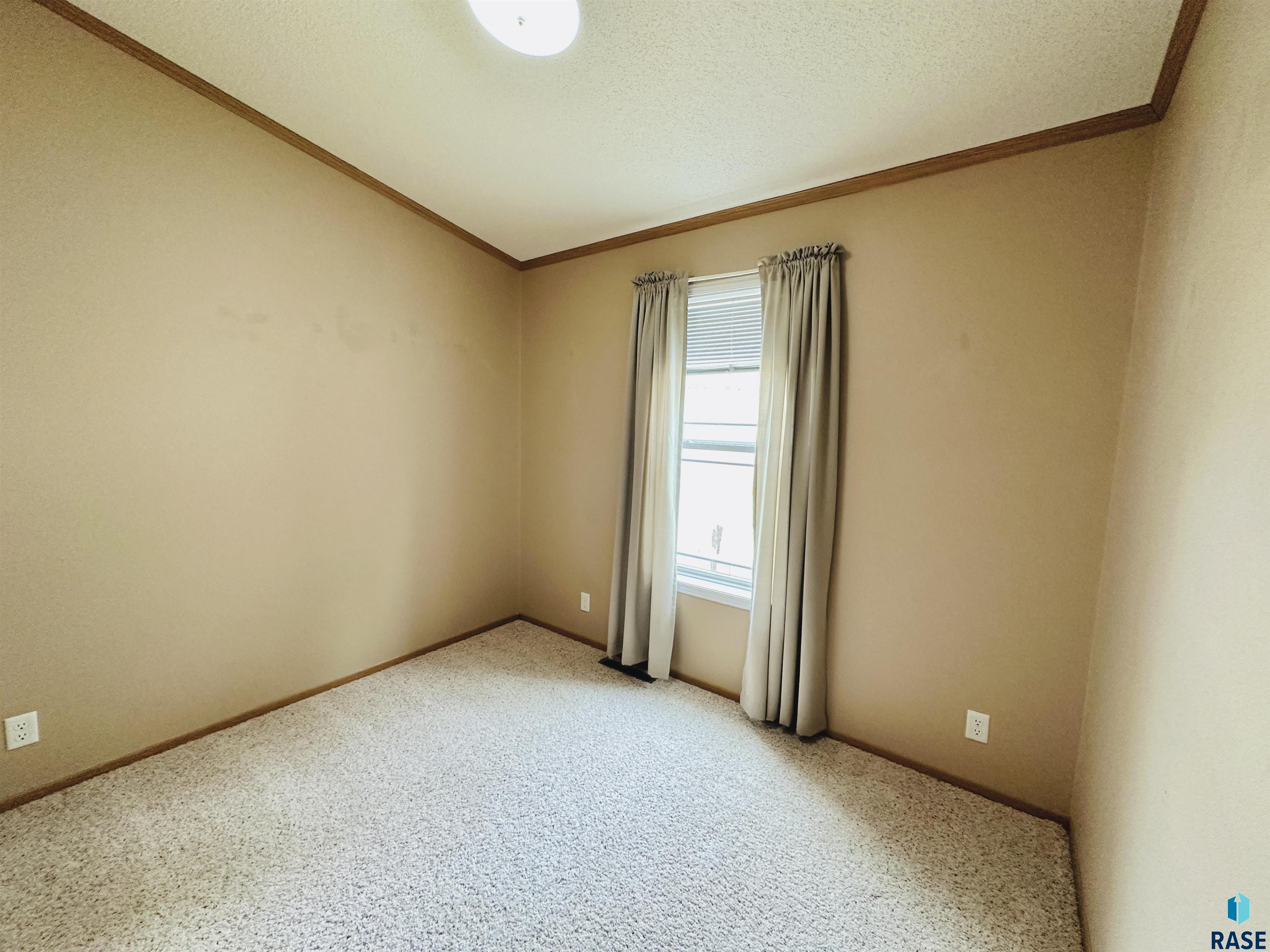 909 N Irene Pl Place, Sioux Falls, New Jersey image 17