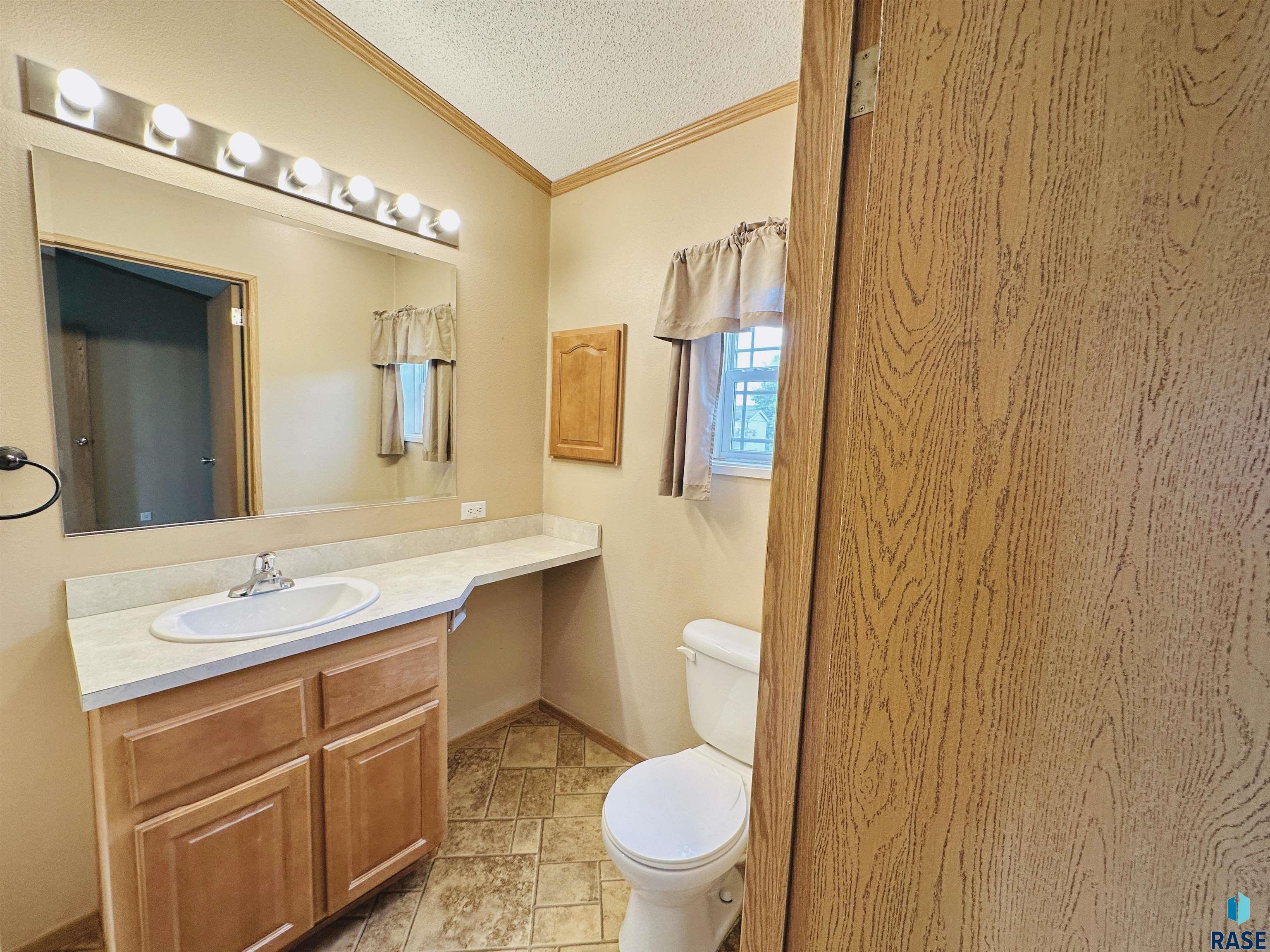 909 N Irene Pl Place, Sioux Falls, New Jersey image 15