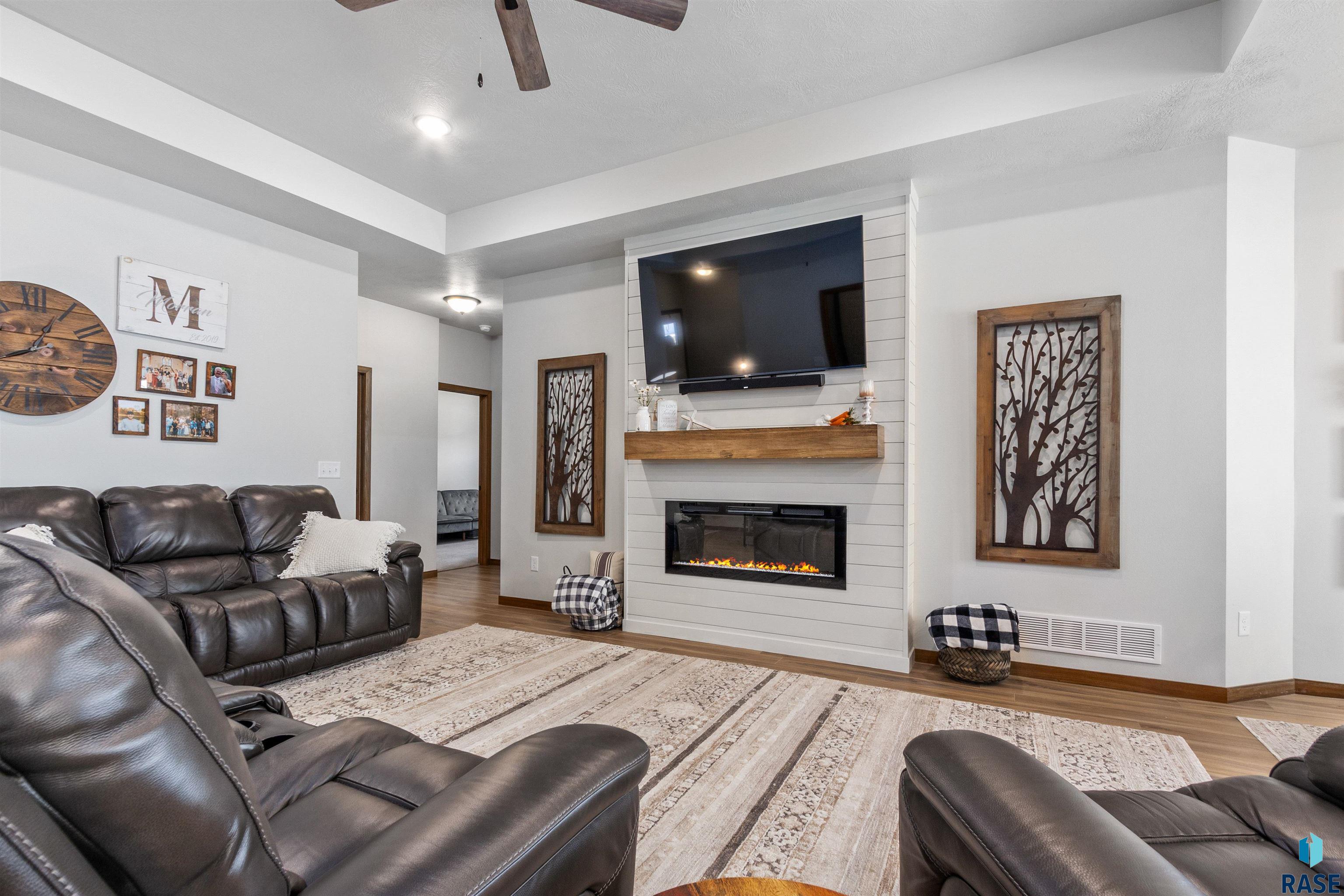 5307 S Dubuque Ave Avenue, Sioux Falls, New Jersey image 5