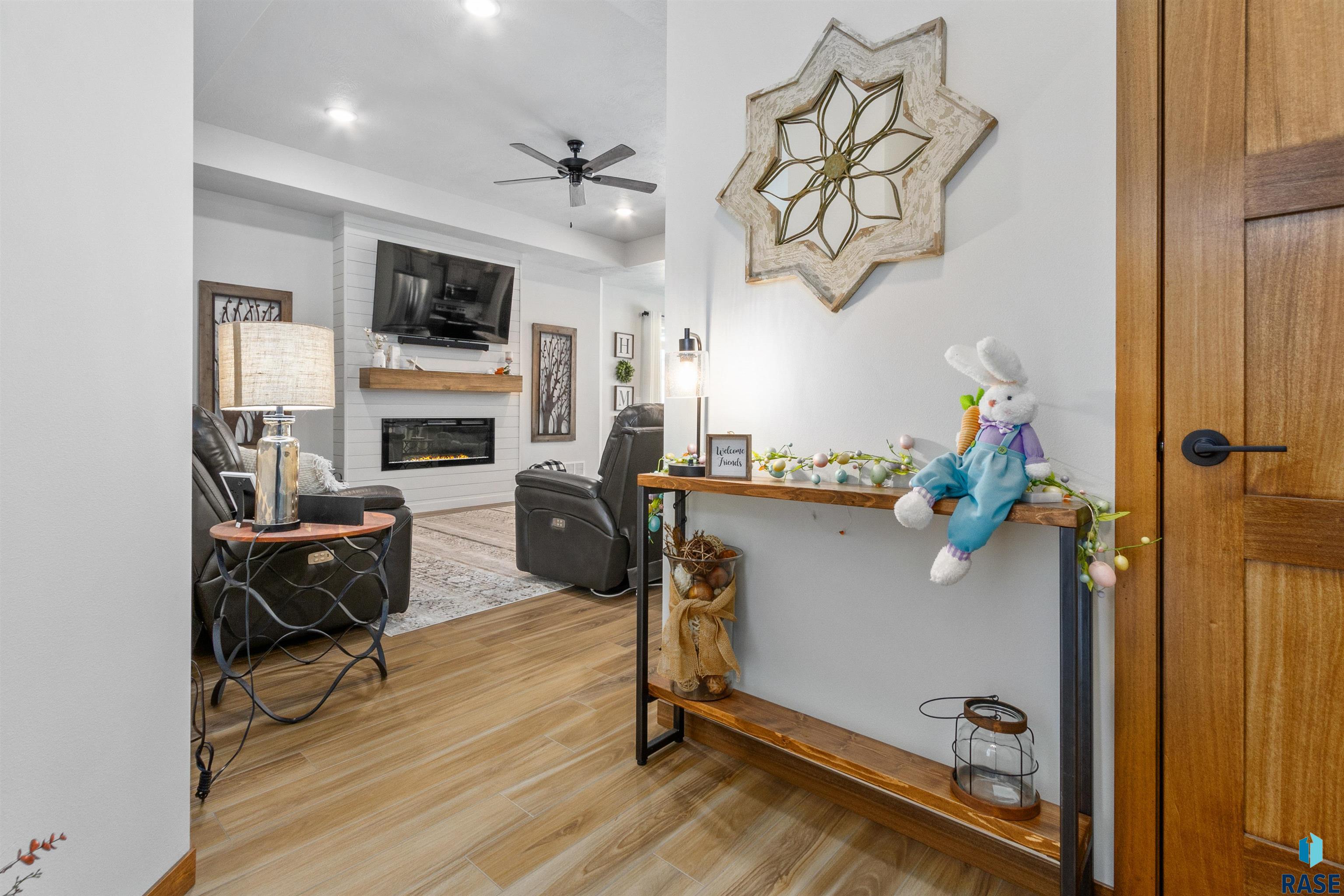 5307 S Dubuque Ave Avenue, Sioux Falls, New Jersey image 2