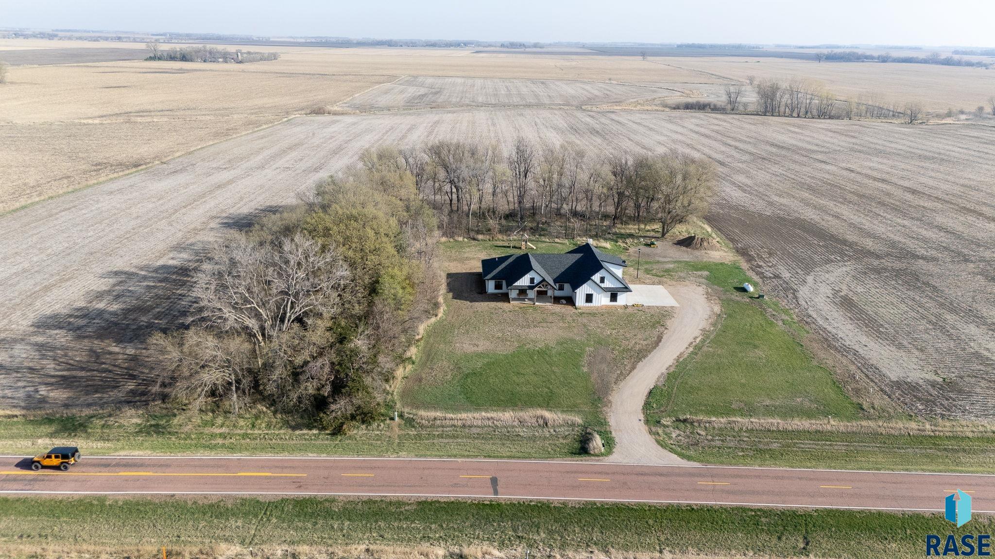 46736 306th St Street, Beresford, South Dakota image 50