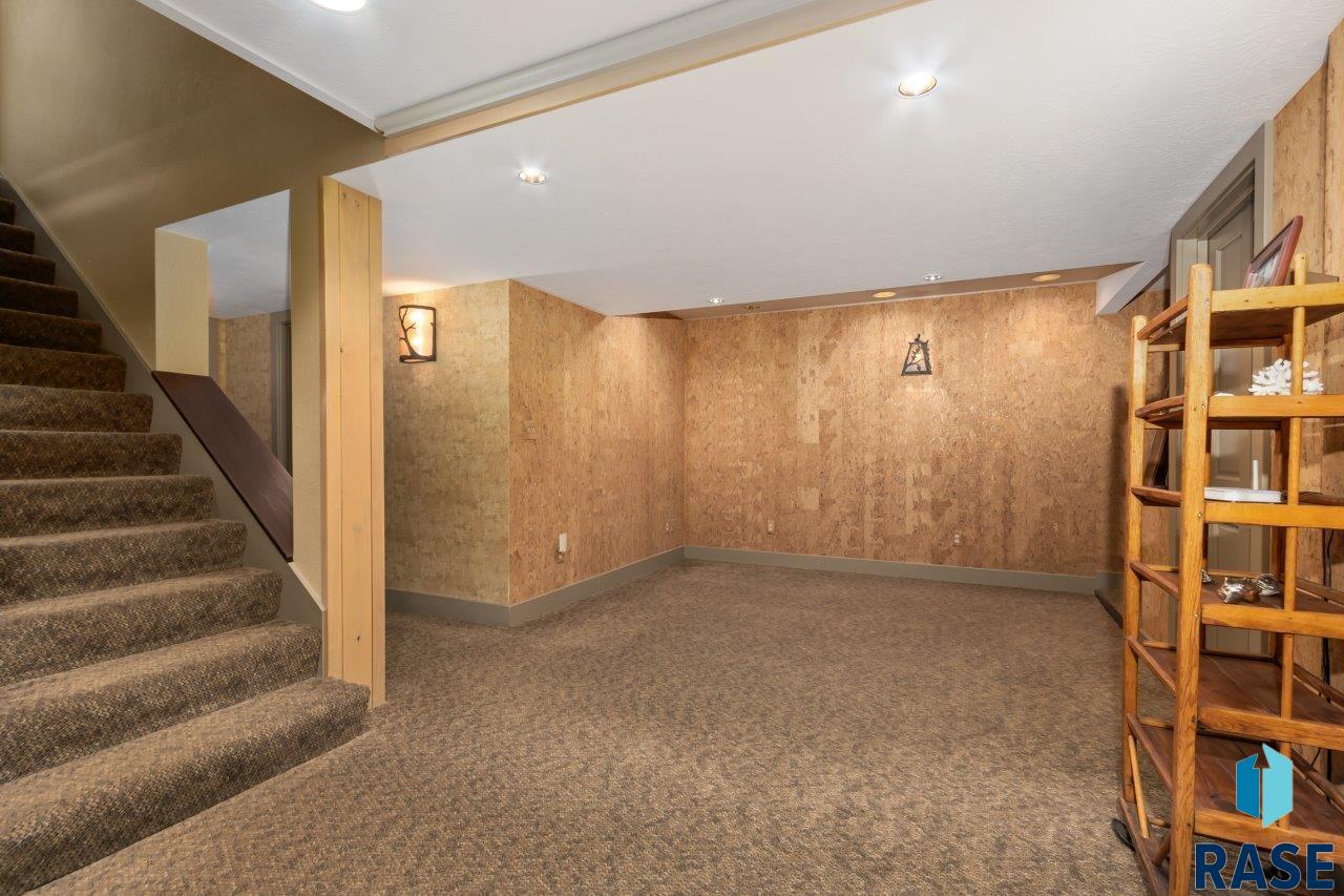 1004 E Tomar Rd Road, Sioux Falls, South Dakota image 40