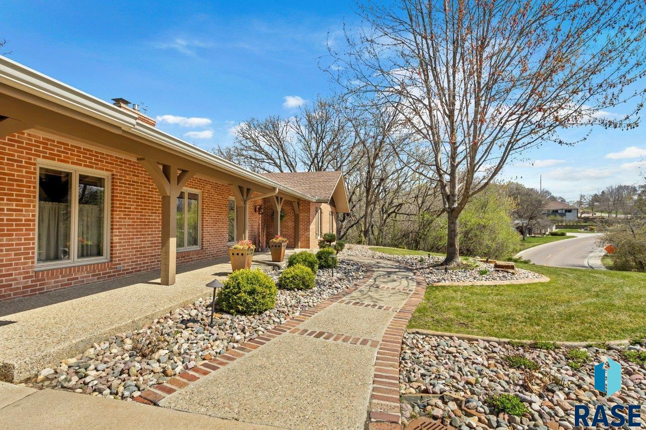 1004 E Tomar Rd Road, Sioux Falls, South Dakota image 2