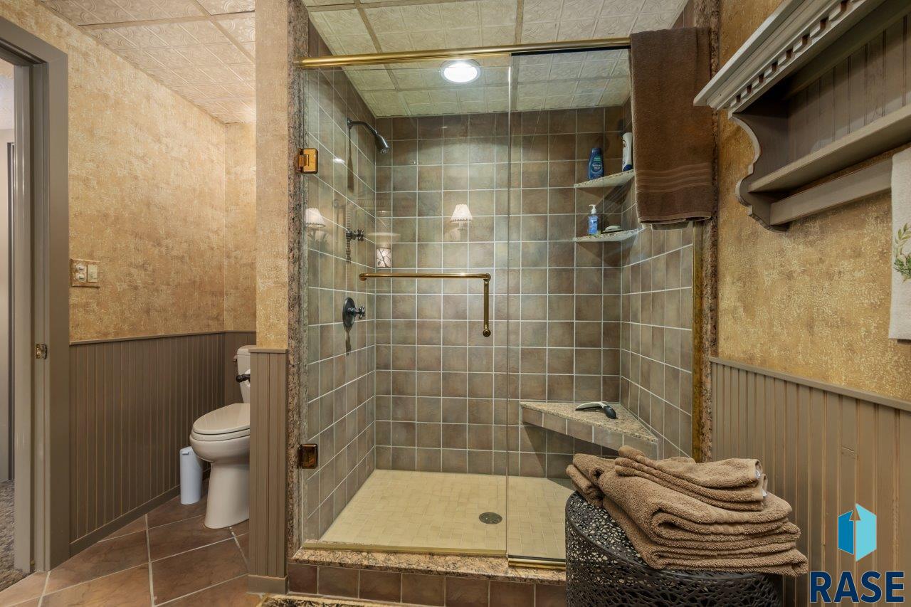 1004 E Tomar Rd Road, Sioux Falls, South Dakota image 42