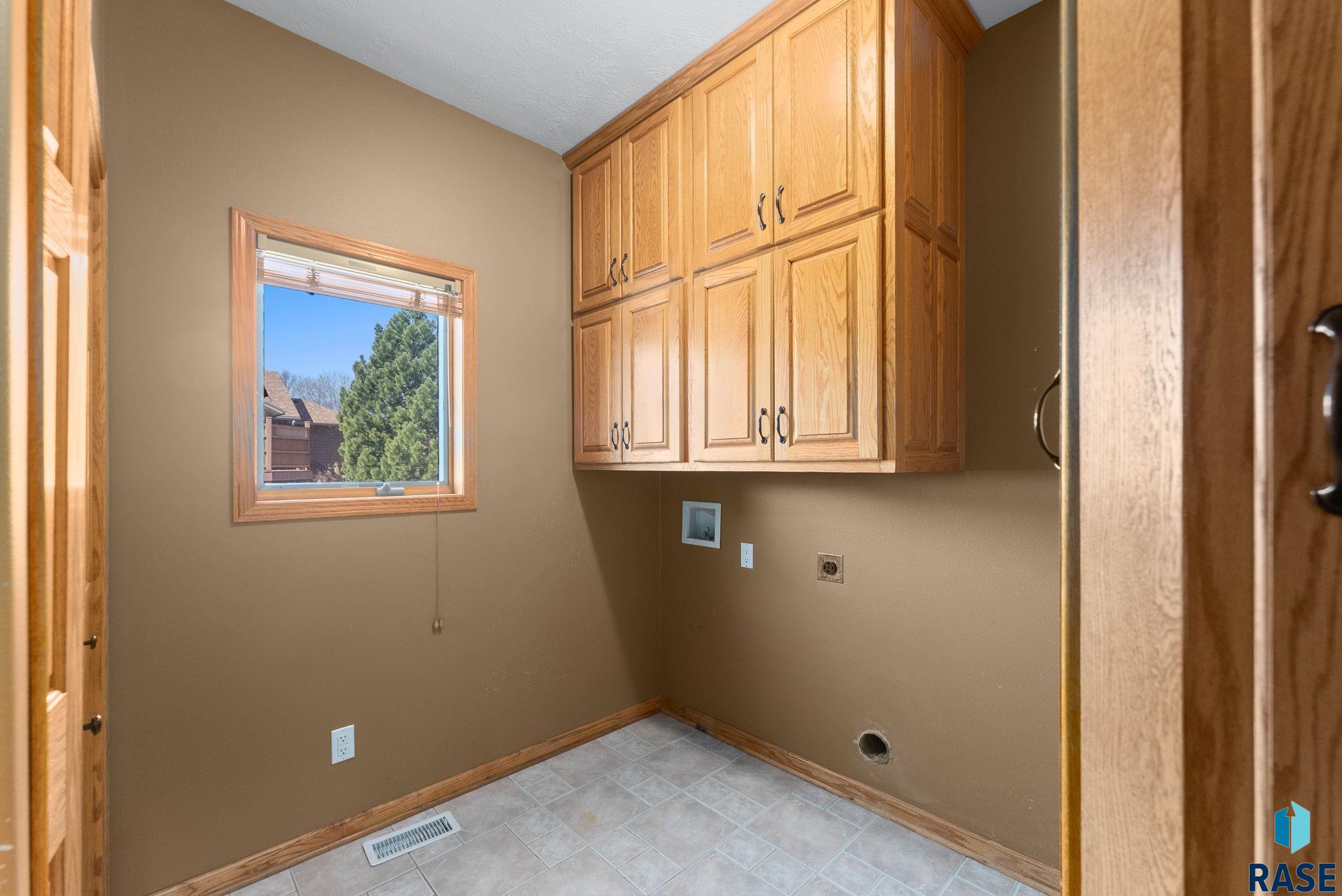 3809 S Florence Ave Avenue #B, Sioux Falls, New Jersey image 25