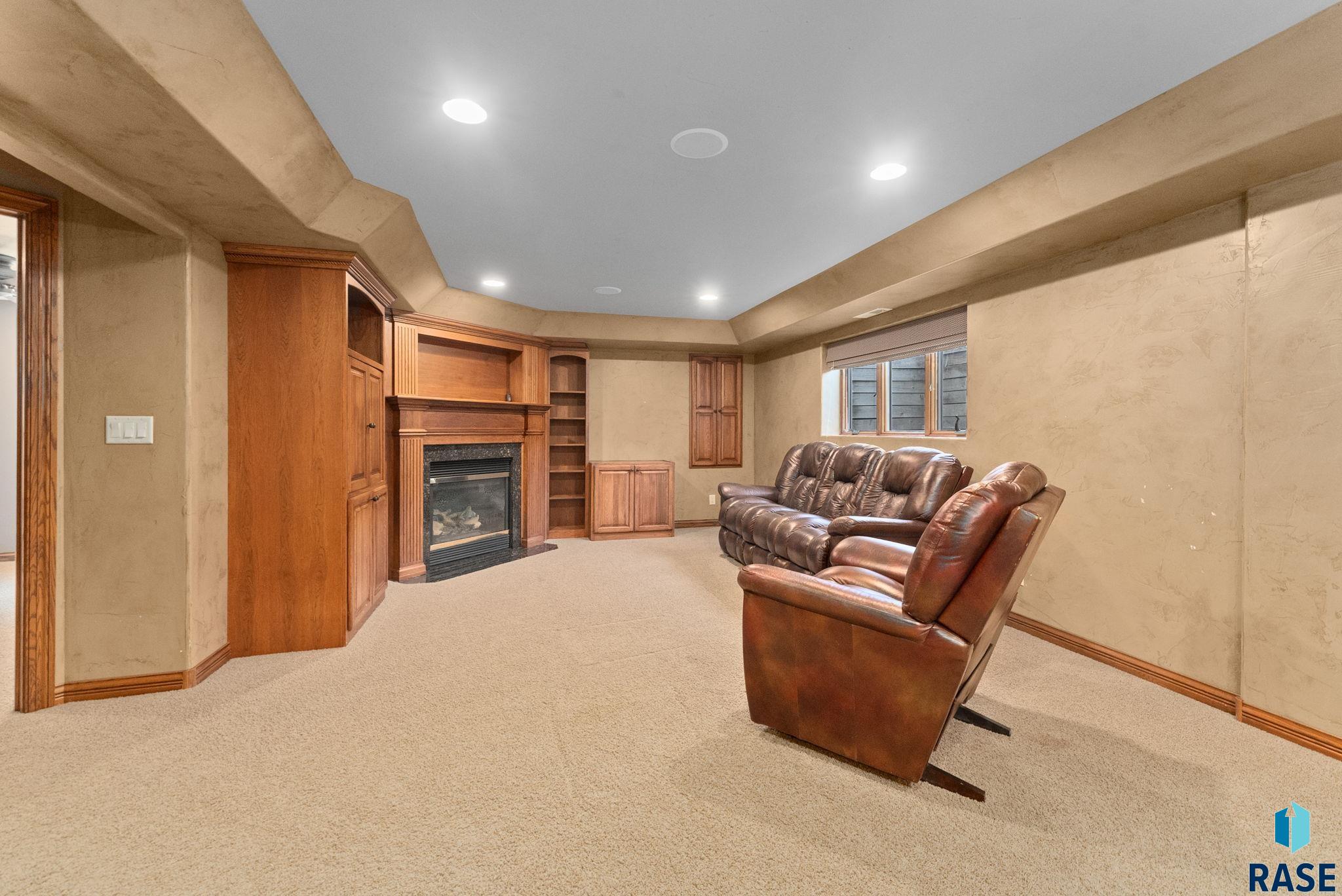 3809 S Florence Ave Avenue #B, Sioux Falls, New Jersey image 32