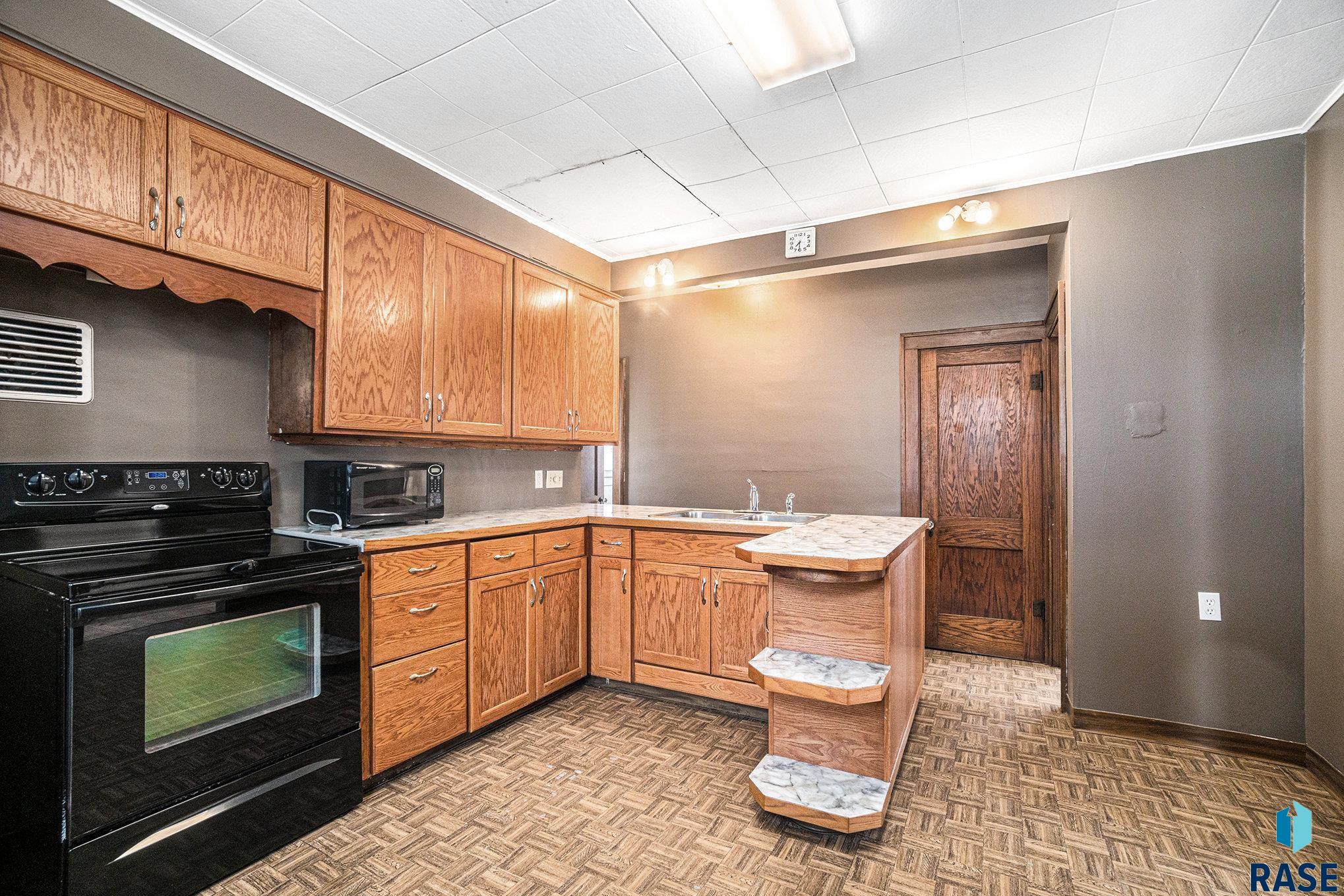 415 N Blanche Ave Avenue, Madison, South Dakota image 14