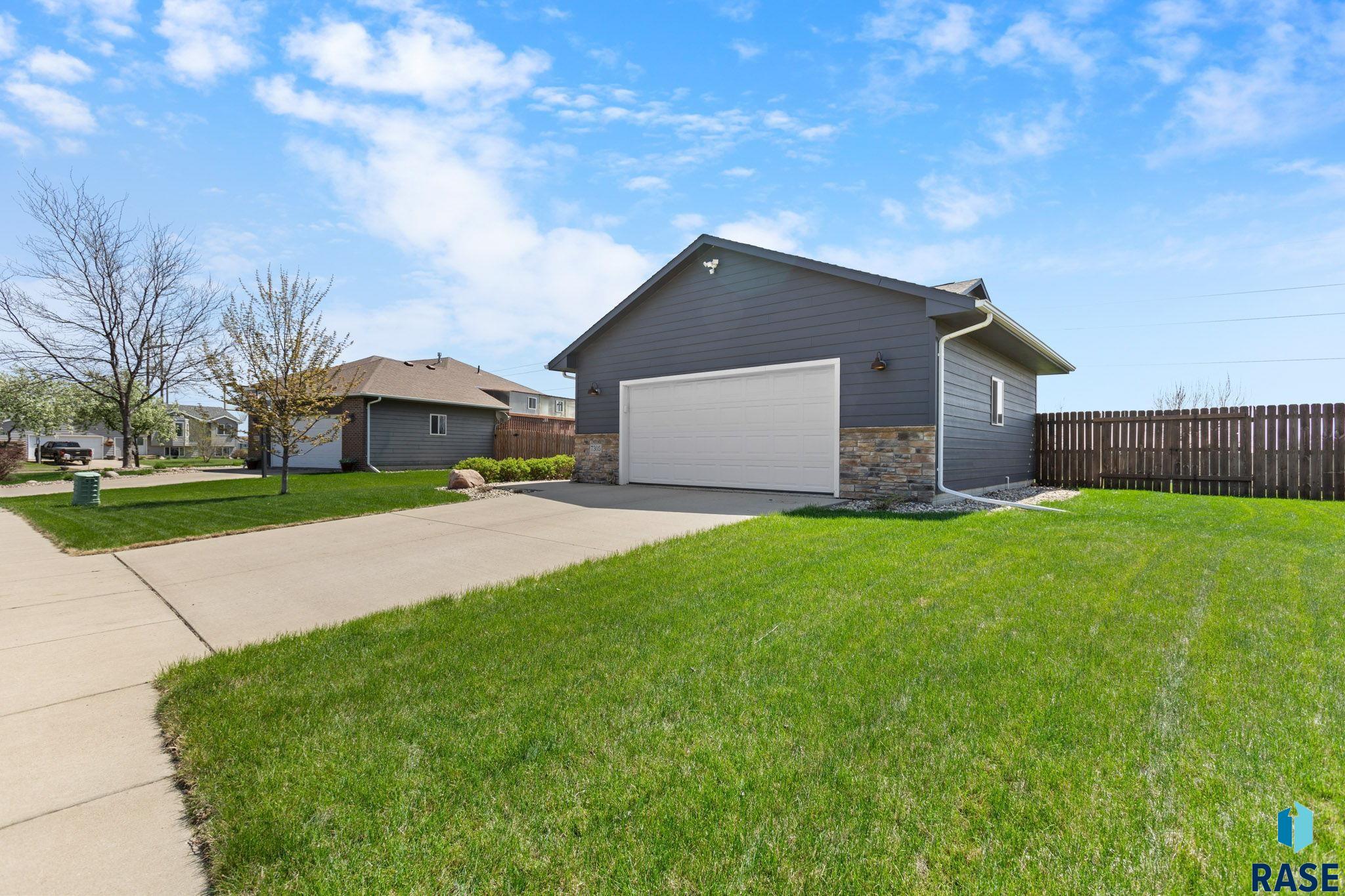 7305 W Jacob Cir Circle, Sioux Falls, New Jersey image 3