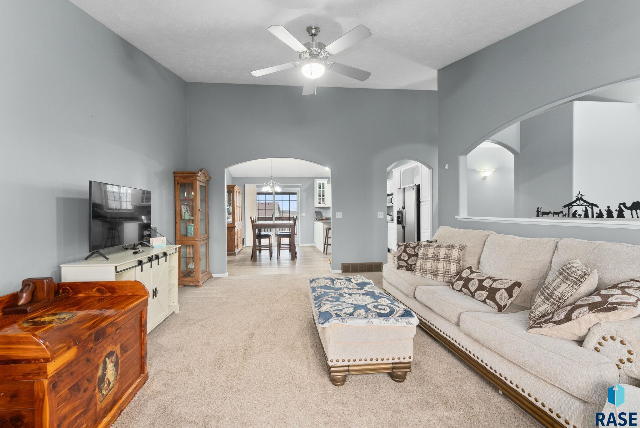 705 N Agate Ave Avenue, Brandon, South Dakota image 8