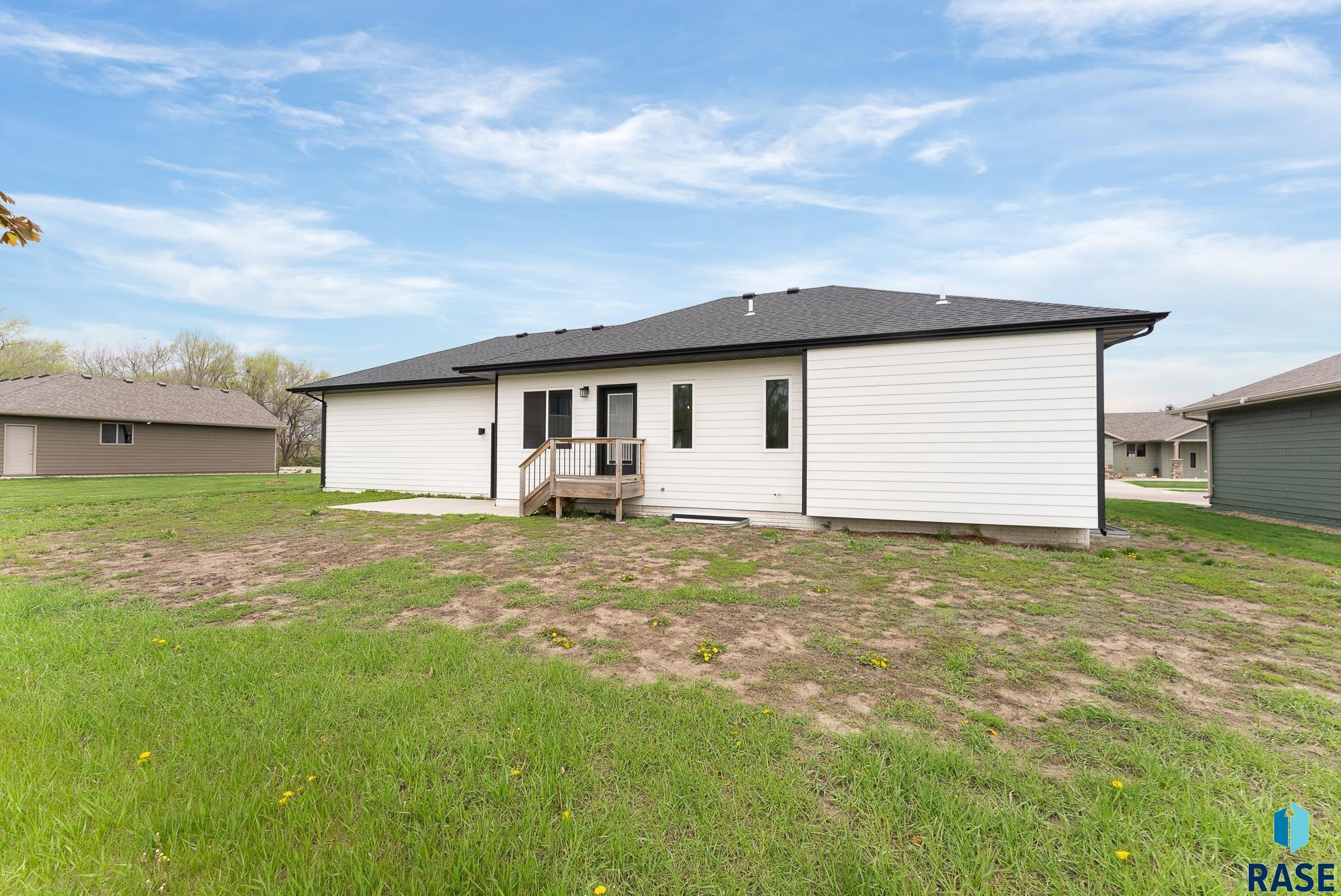 405 E Cairos Pl Place, Brandon, South Dakota image 45