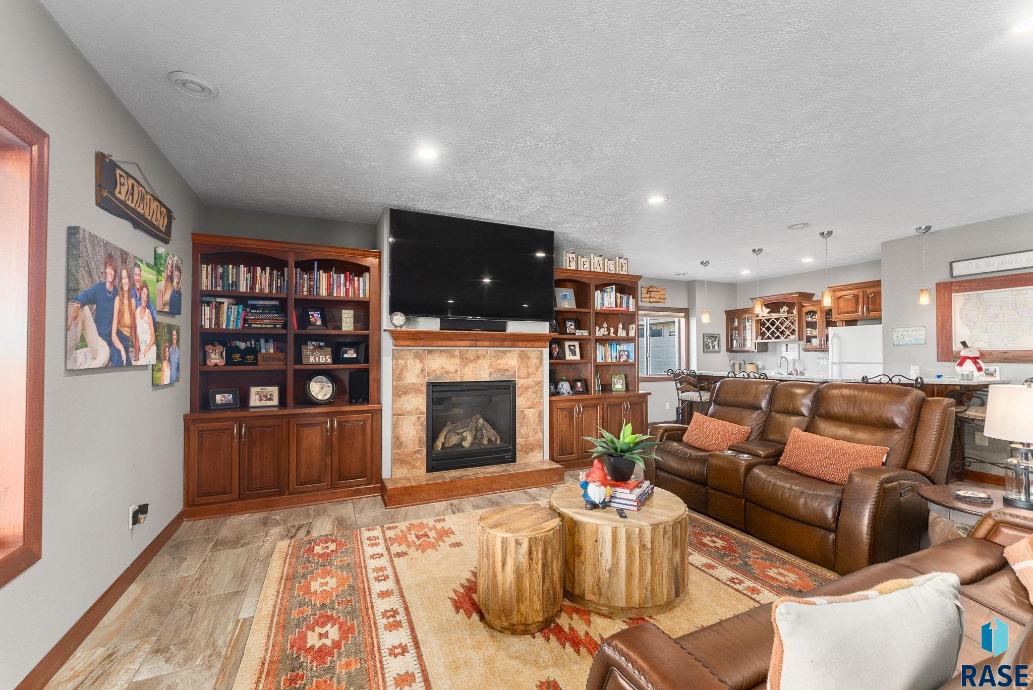 1005 N Sioux Blvd Boulevard, Brandon, South Dakota image 15