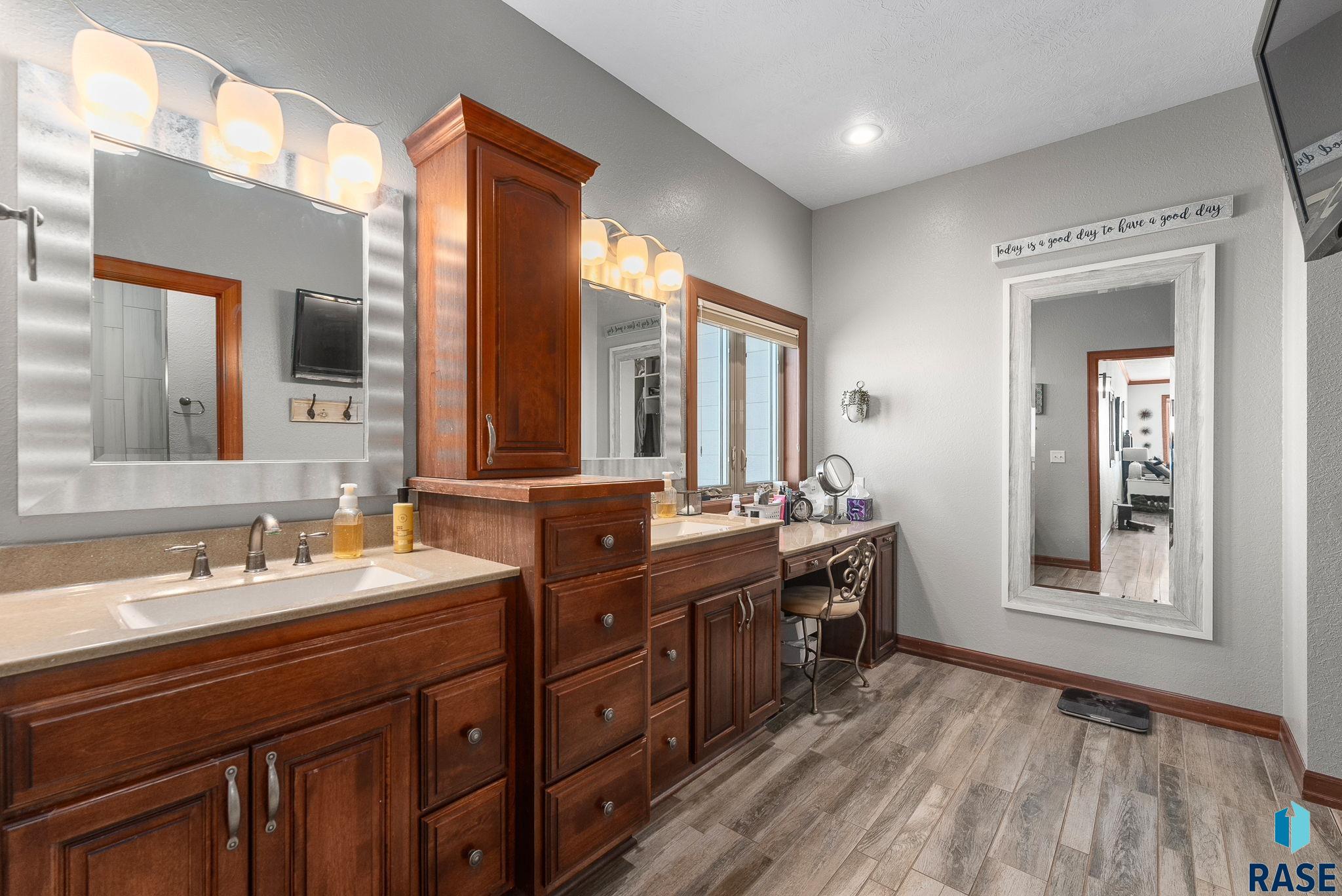 1005 N Sioux Blvd Boulevard, Brandon, South Dakota image 11