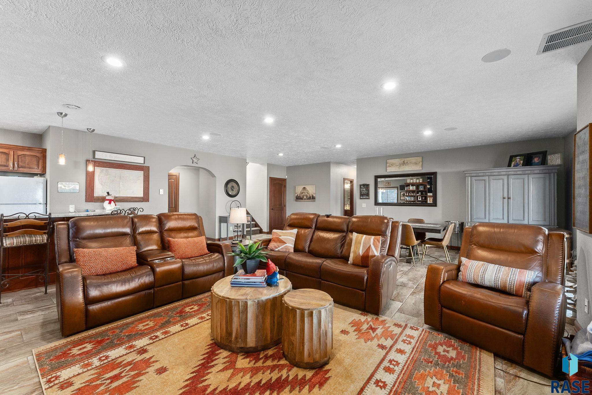 1005 N Sioux Blvd Boulevard, Brandon, South Dakota image 16