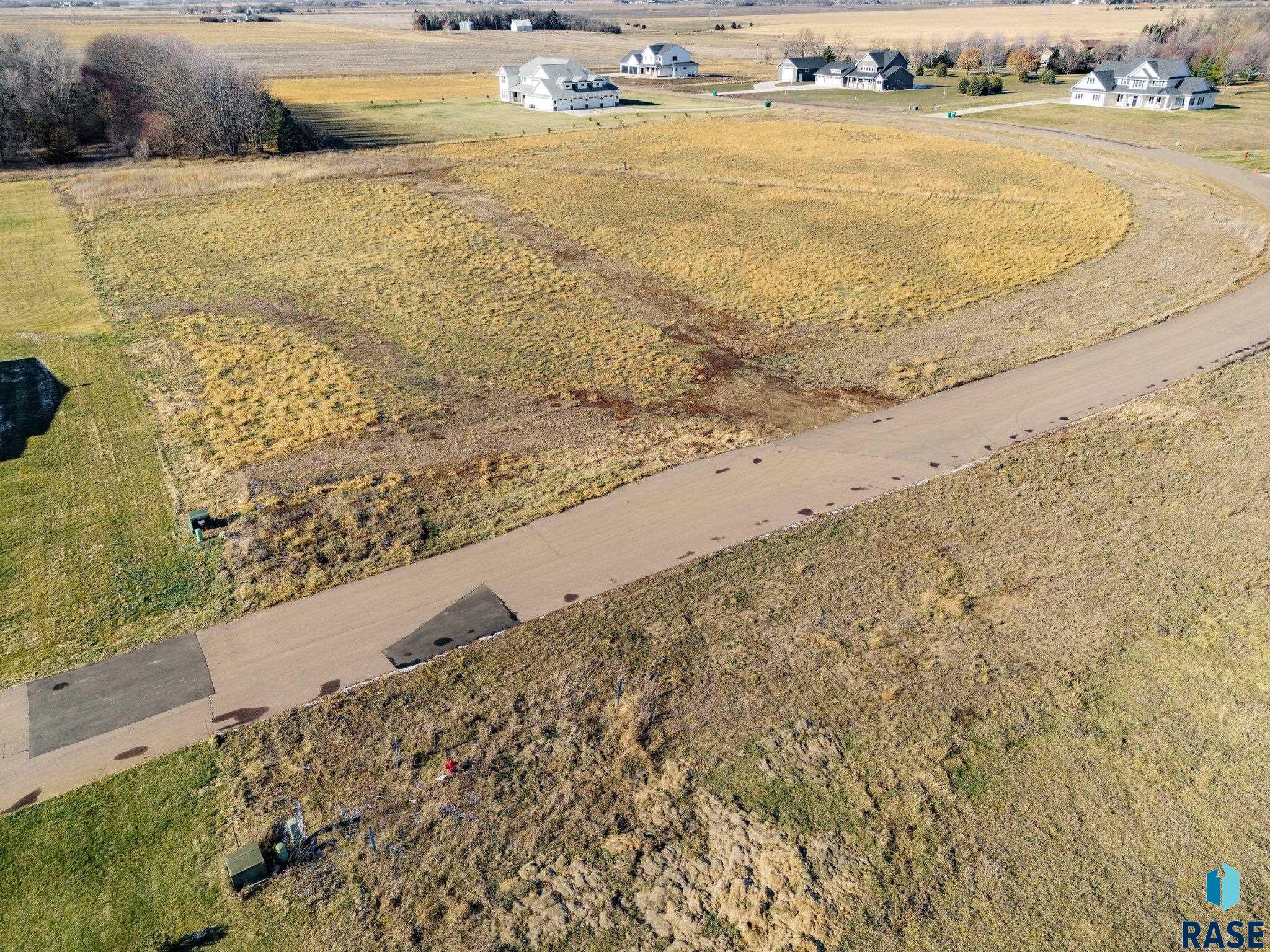 27213 Cedar Ridge Ct Court, Harrisburg, South Dakota image 8