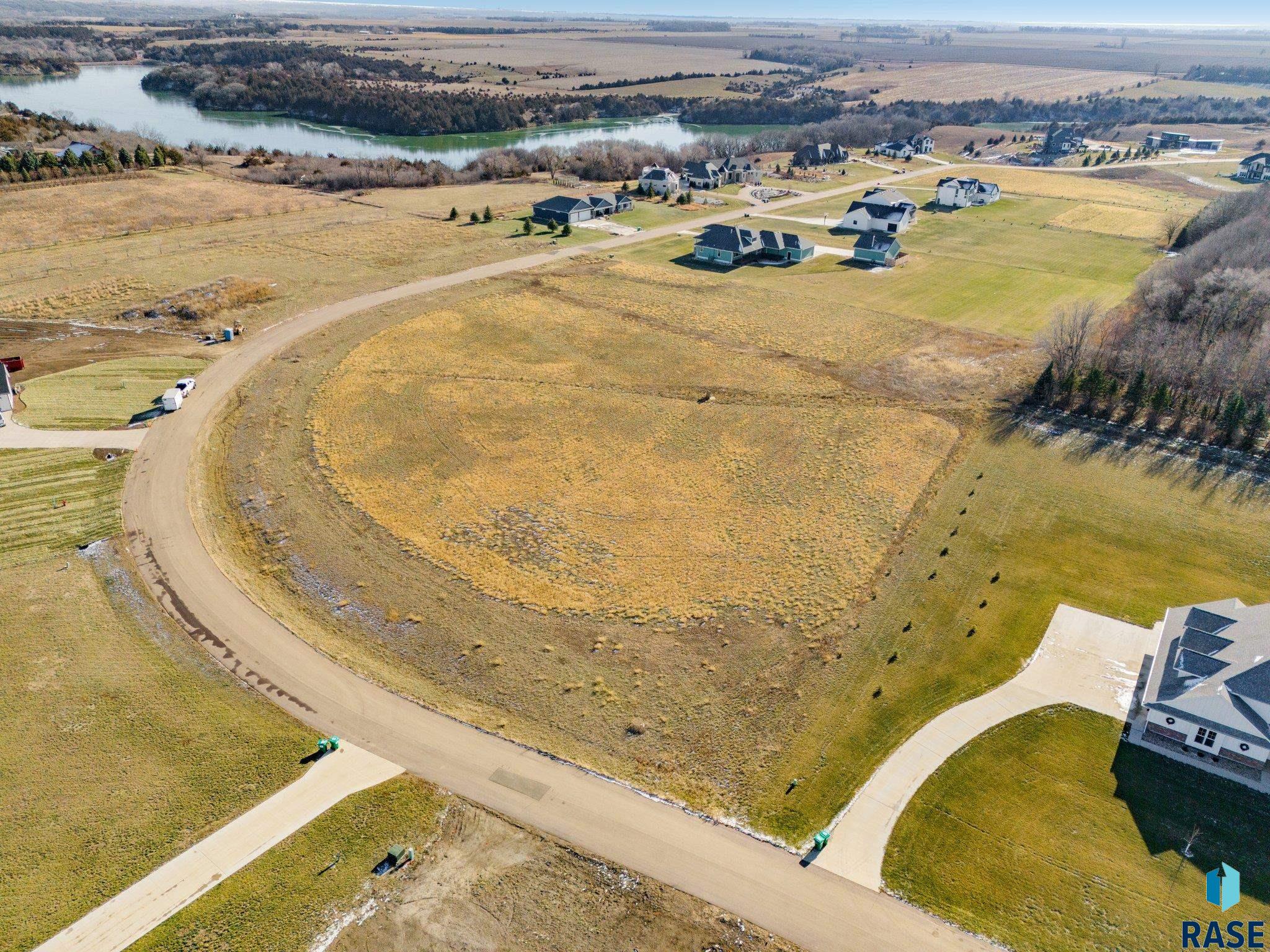 27213 Cedar Ridge Ct Court, Harrisburg, South Dakota image 1