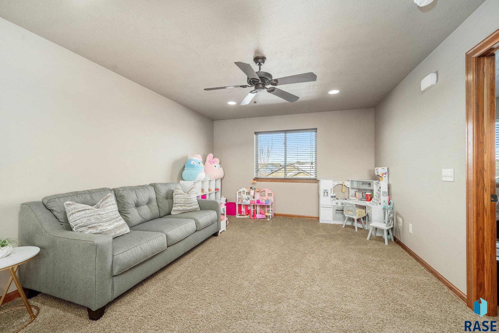 4314 W Shipton St Street, Sioux Falls, New Jersey image 5
