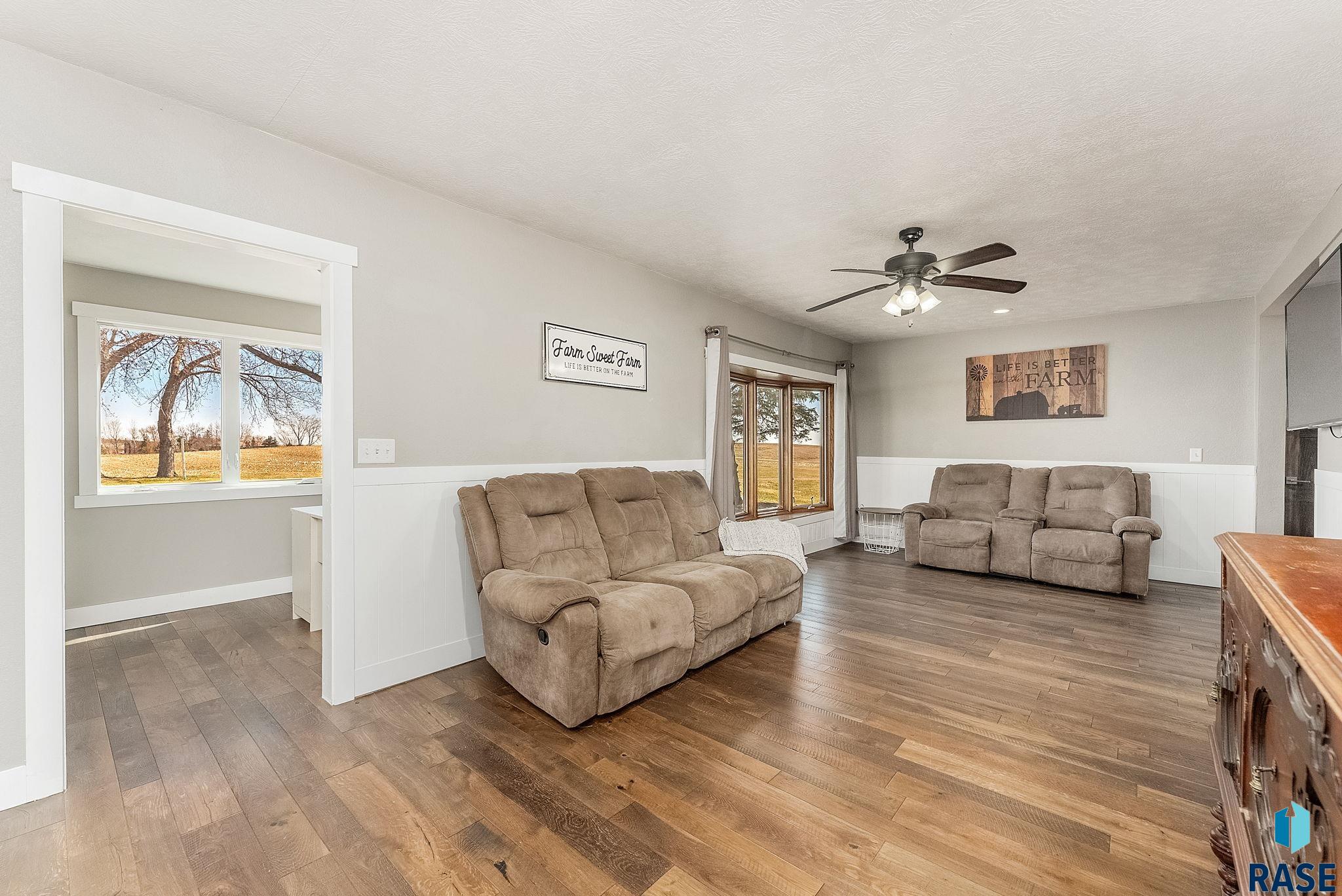 47748 255th St Street, Garretson, South Dakota image 14