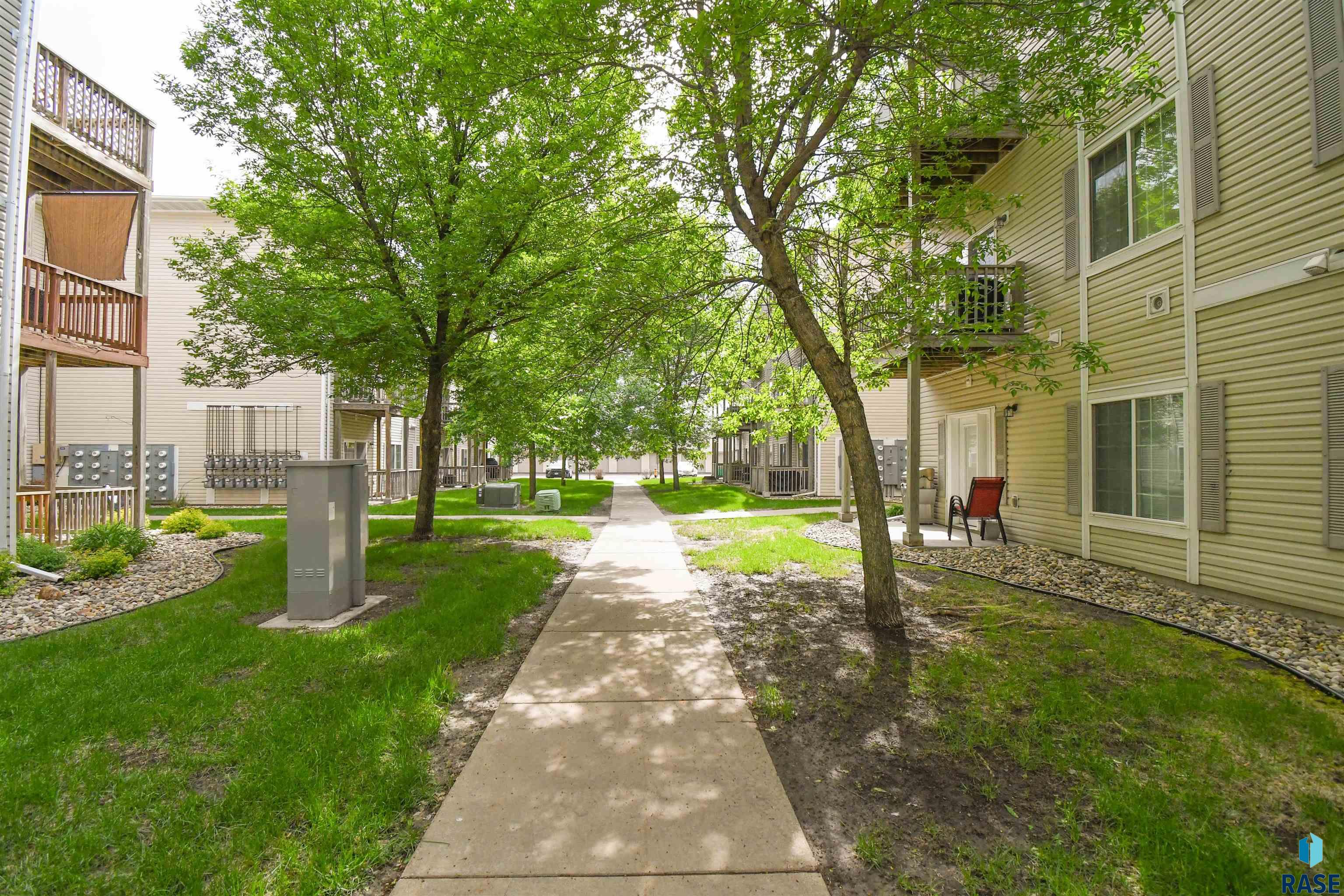 7446 S Louise Ave Ave Avenue #302, Sioux Falls, New Jersey image 18