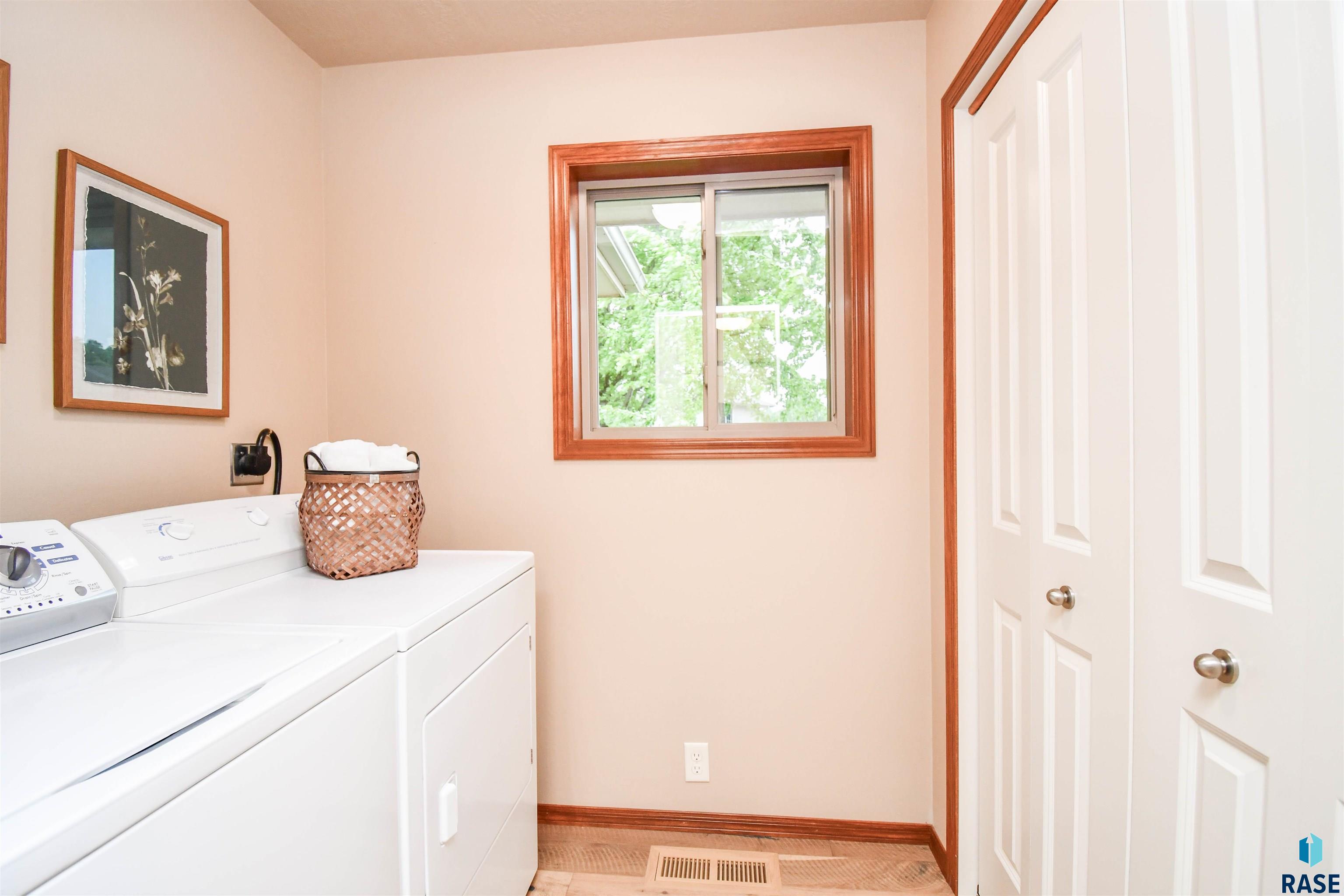 3545 S Prairie Gardens Pl Place, Sioux Falls, New Jersey image 31