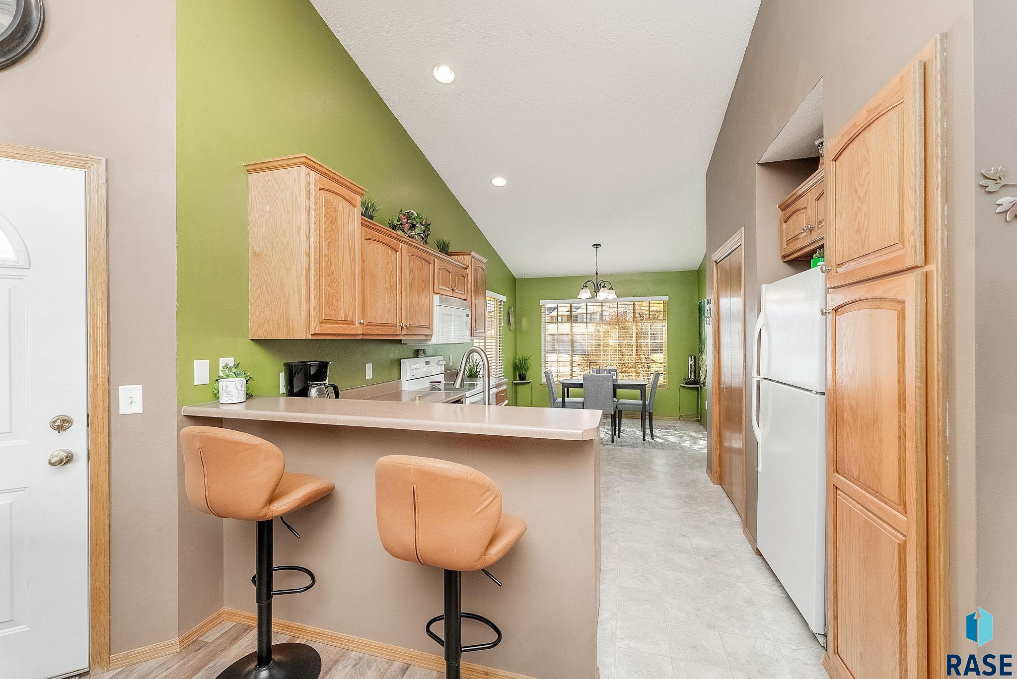 Sioux Falls, South Dakota 57106, United States, 2 Bedrooms Bedrooms, ,1 BathroomBathrooms,Residential,Active,79807