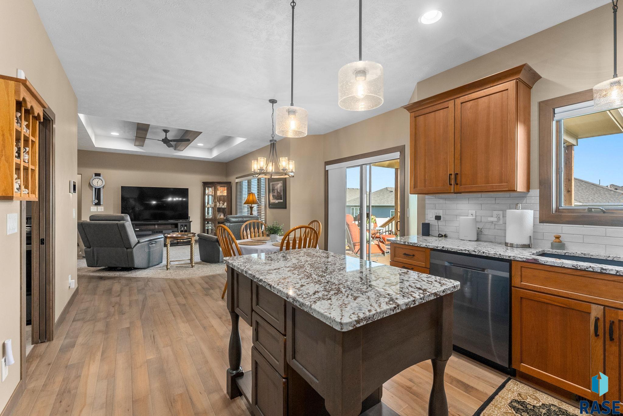 Sioux Falls, South Dakota 57108, United States, 5 Bedrooms Bedrooms, ,3 BathroomsBathrooms,Residential,Active,114035