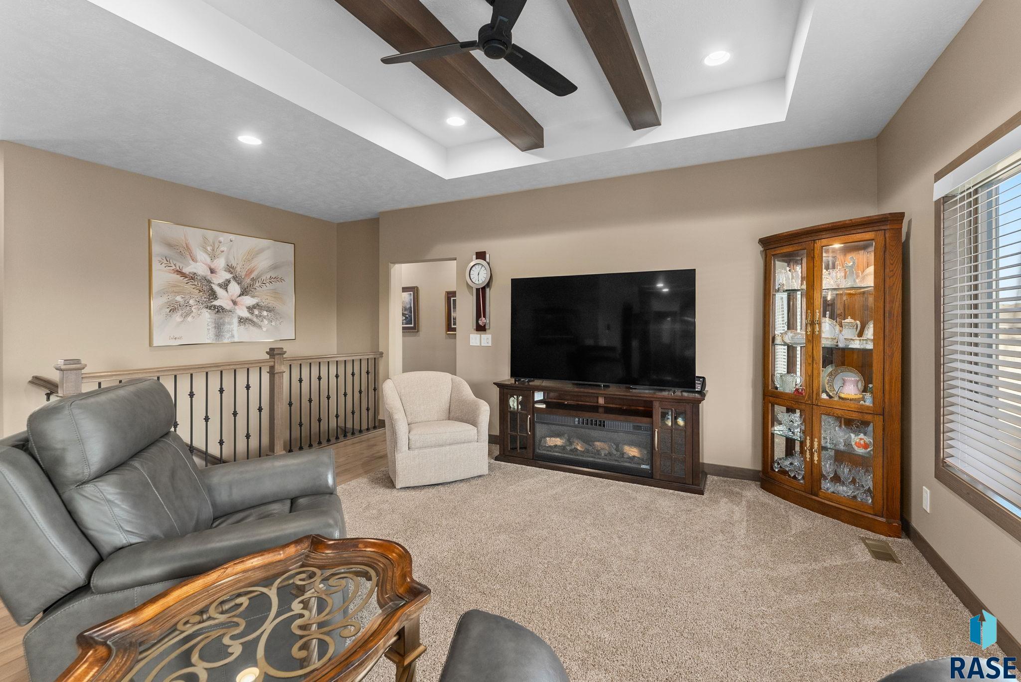 Sioux Falls, South Dakota 57108, United States, 5 Bedrooms Bedrooms, ,3 BathroomsBathrooms,Residential,Active,114035