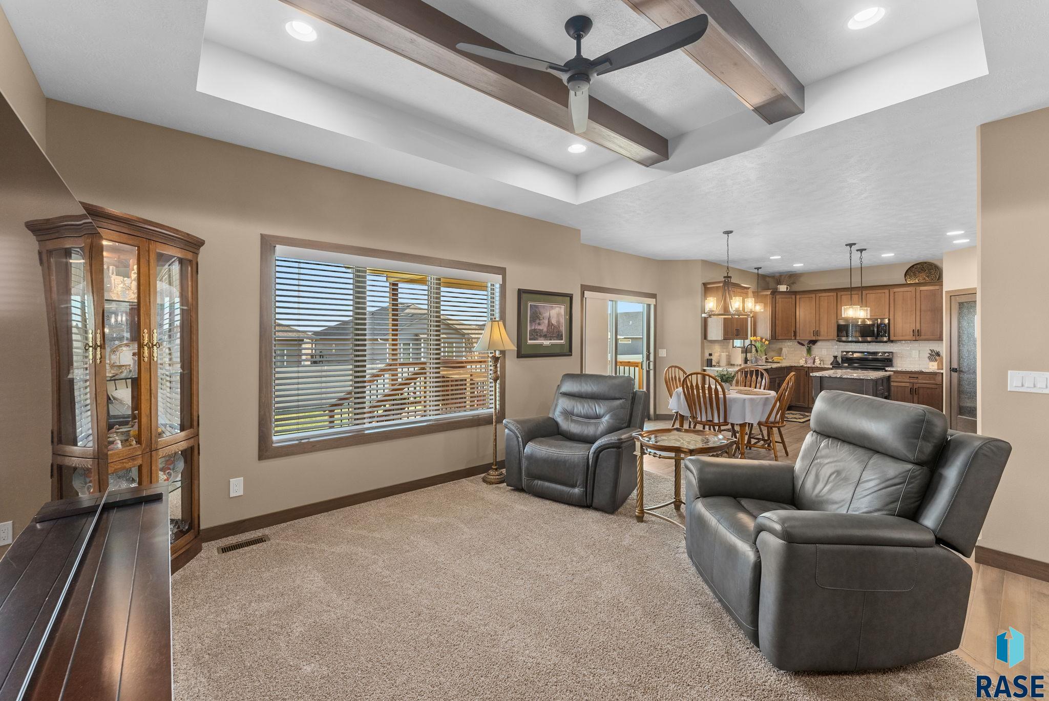 Sioux Falls, South Dakota 57108, United States, 5 Bedrooms Bedrooms, ,3 BathroomsBathrooms,Residential,Active,114035