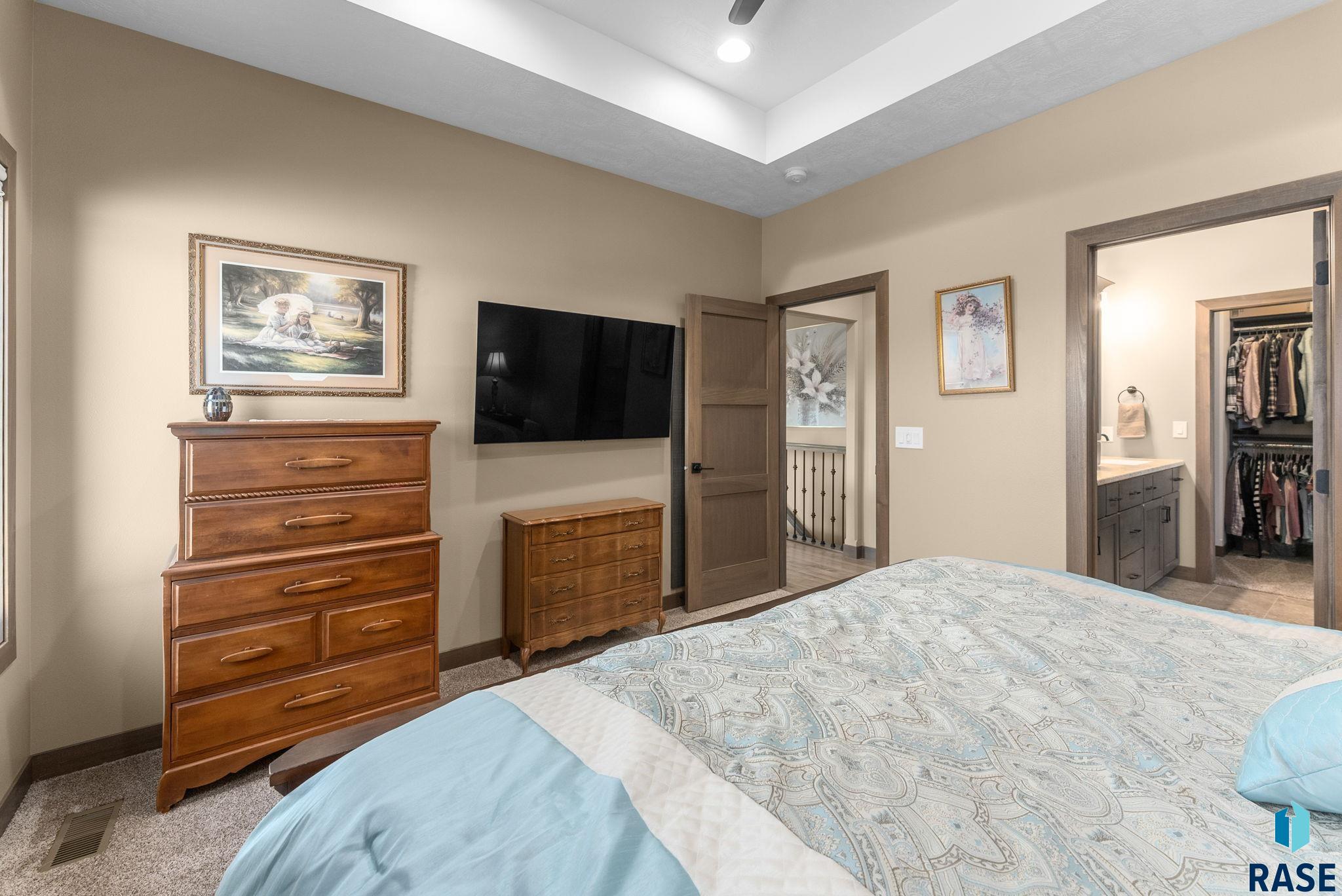 Sioux Falls, South Dakota 57108, United States, 5 Bedrooms Bedrooms, ,3 BathroomsBathrooms,Residential,Active,114035