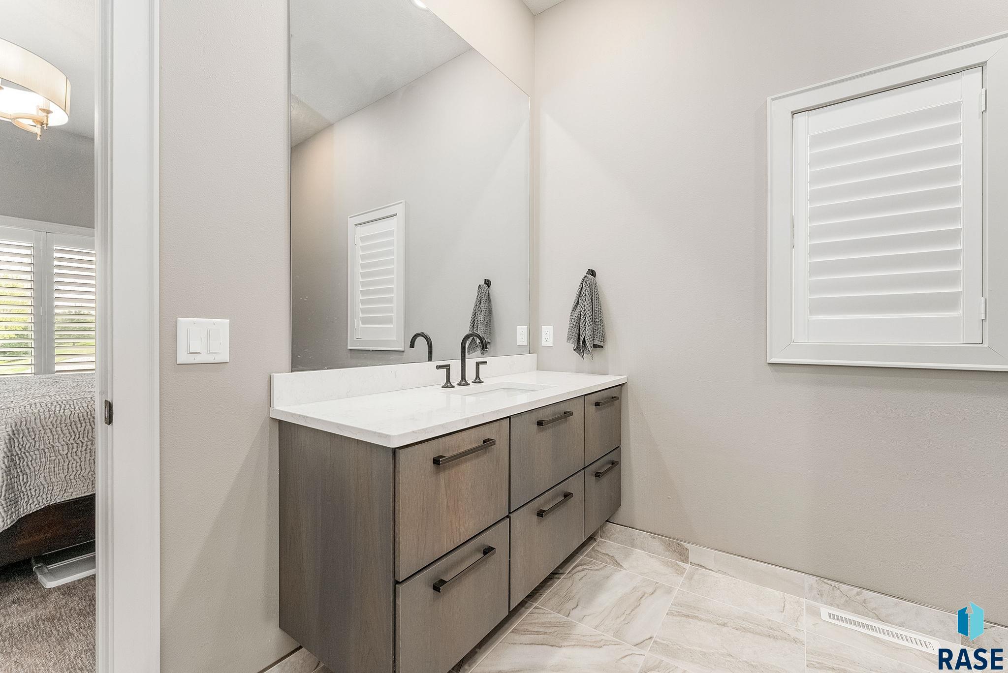 4710 S Duluth Ave Avenue, Sioux Falls, New Jersey image 26