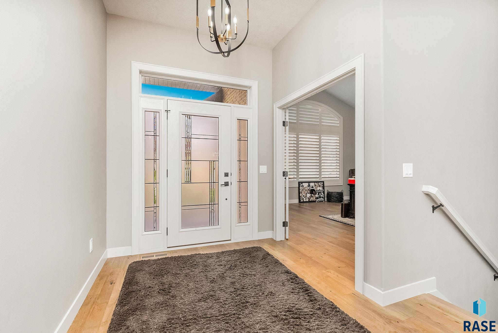 4710 S Duluth Ave Avenue, Sioux Falls, New Jersey image 2