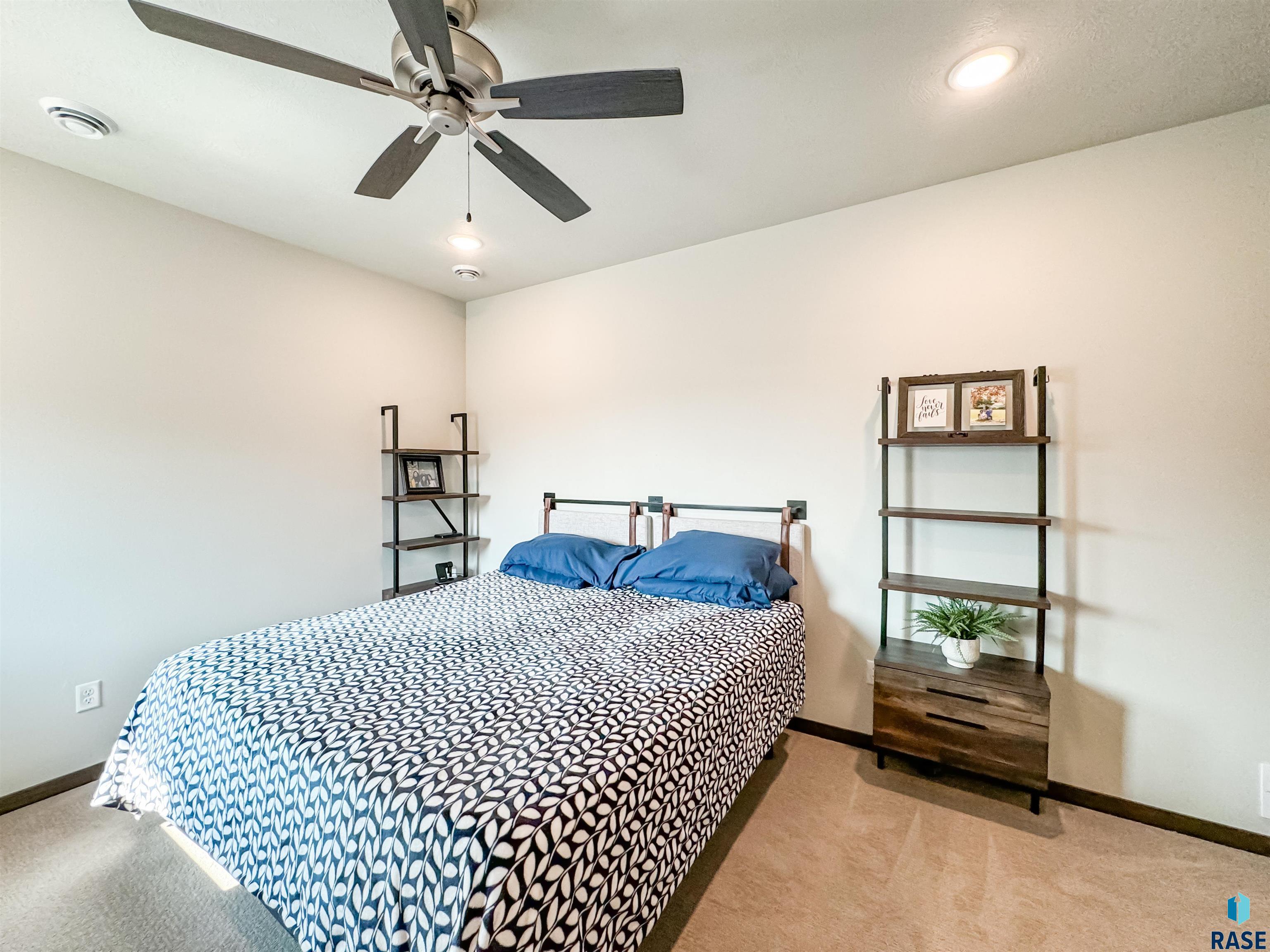 5409 S Mumford Ave Avenue, Sioux Falls, New Jersey image 13