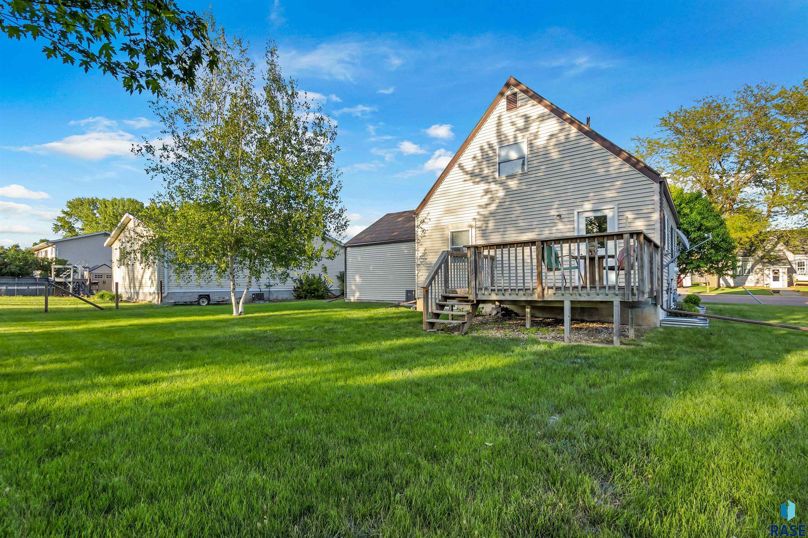 811 N Cedar St Street, Canton, New Jersey image 18