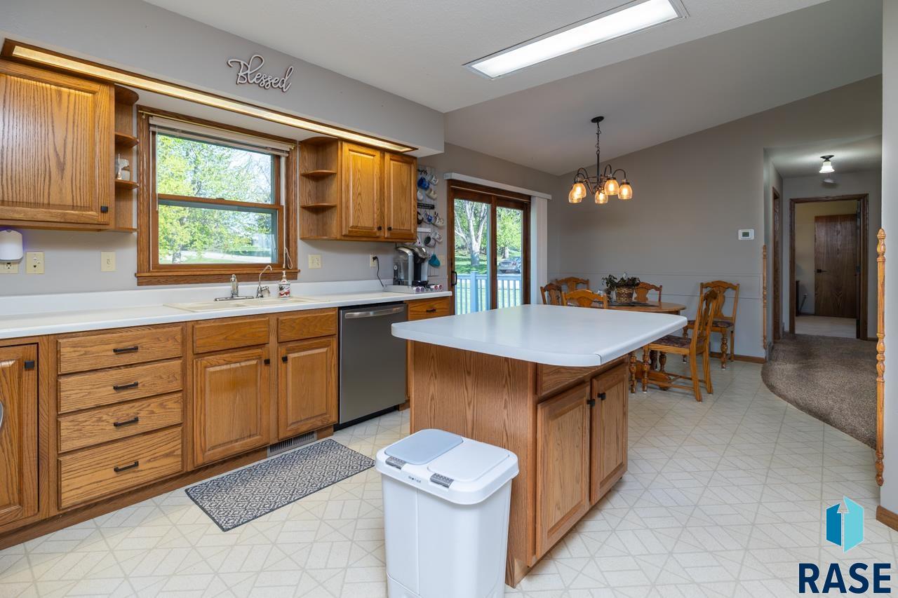 410 S 3rd St Street, Beaver Creek, New Jersey image 8