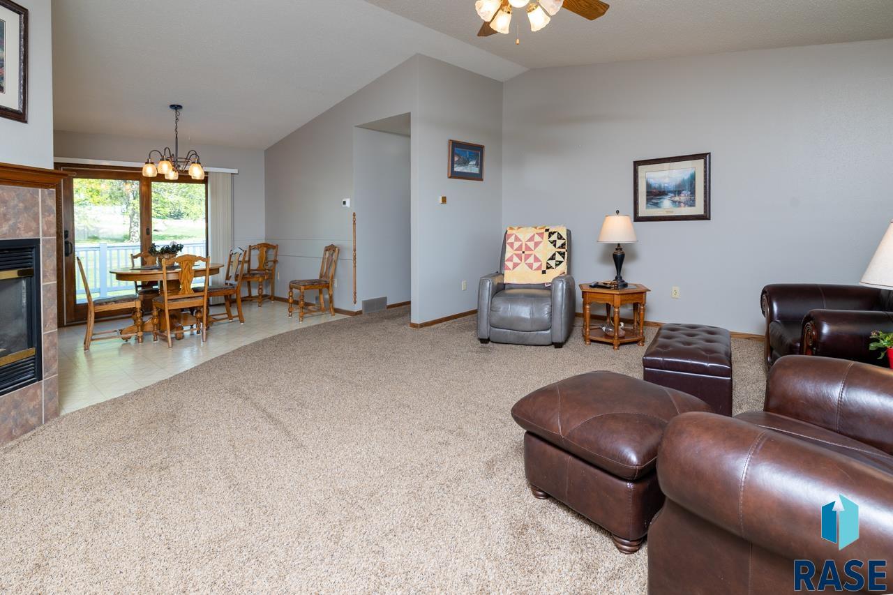 410 S 3rd St Street, Beaver Creek, New Jersey image 6