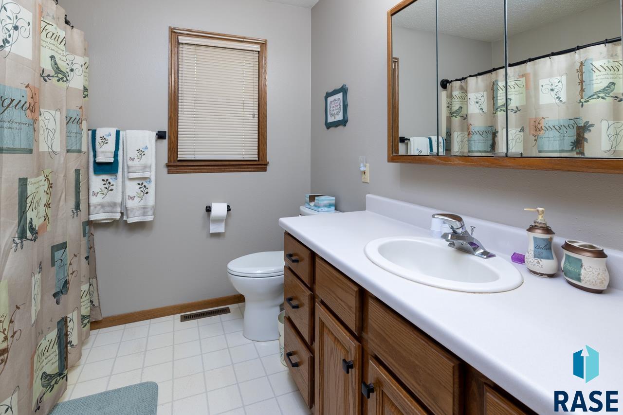 410 S 3rd St Street, Beaver Creek, New Jersey image 14