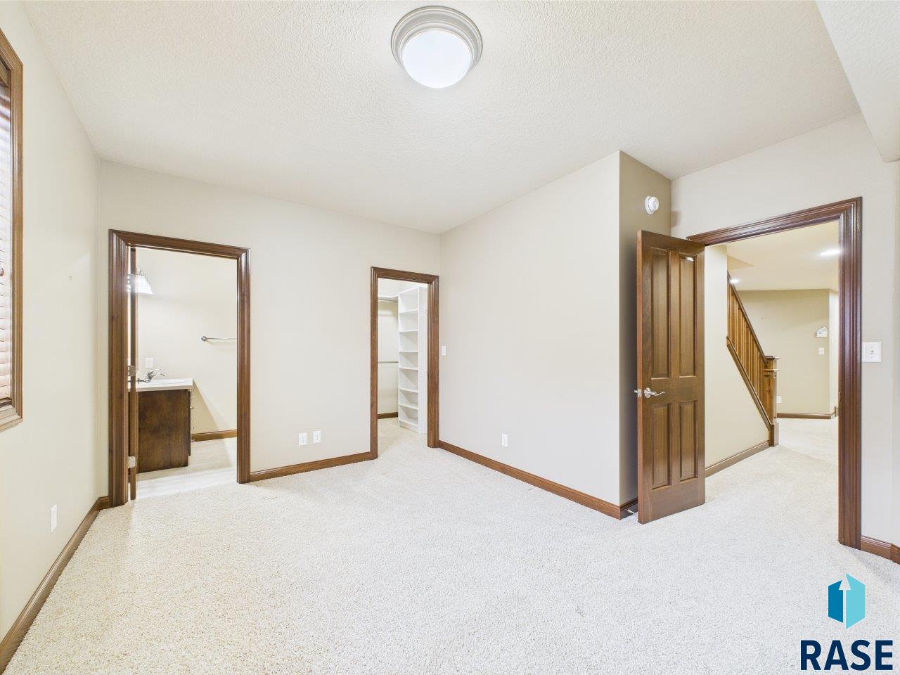 6204 S Doral Trl Trail, Sioux Falls, New Jersey image 39