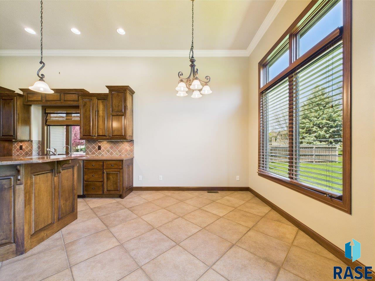 6204 S Doral Trl Trail, Sioux Falls, New Jersey image 23