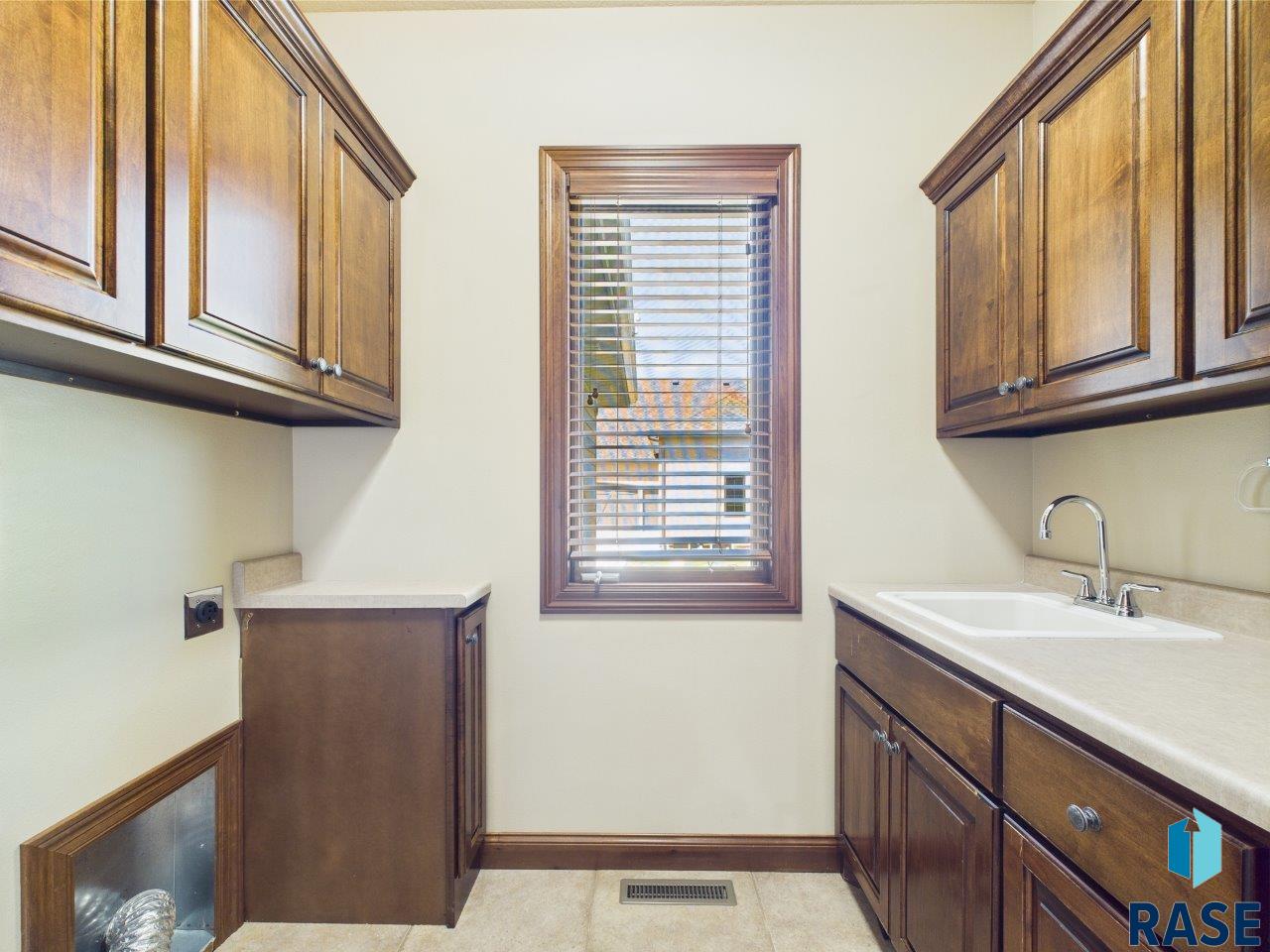 6204 S Doral Trl Trail, Sioux Falls, New Jersey image 25