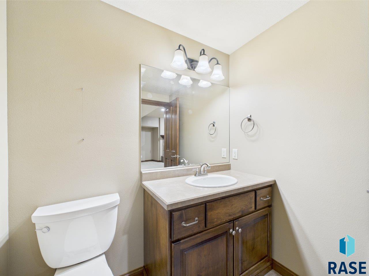6204 S Doral Trl Trail, Sioux Falls, New Jersey image 49