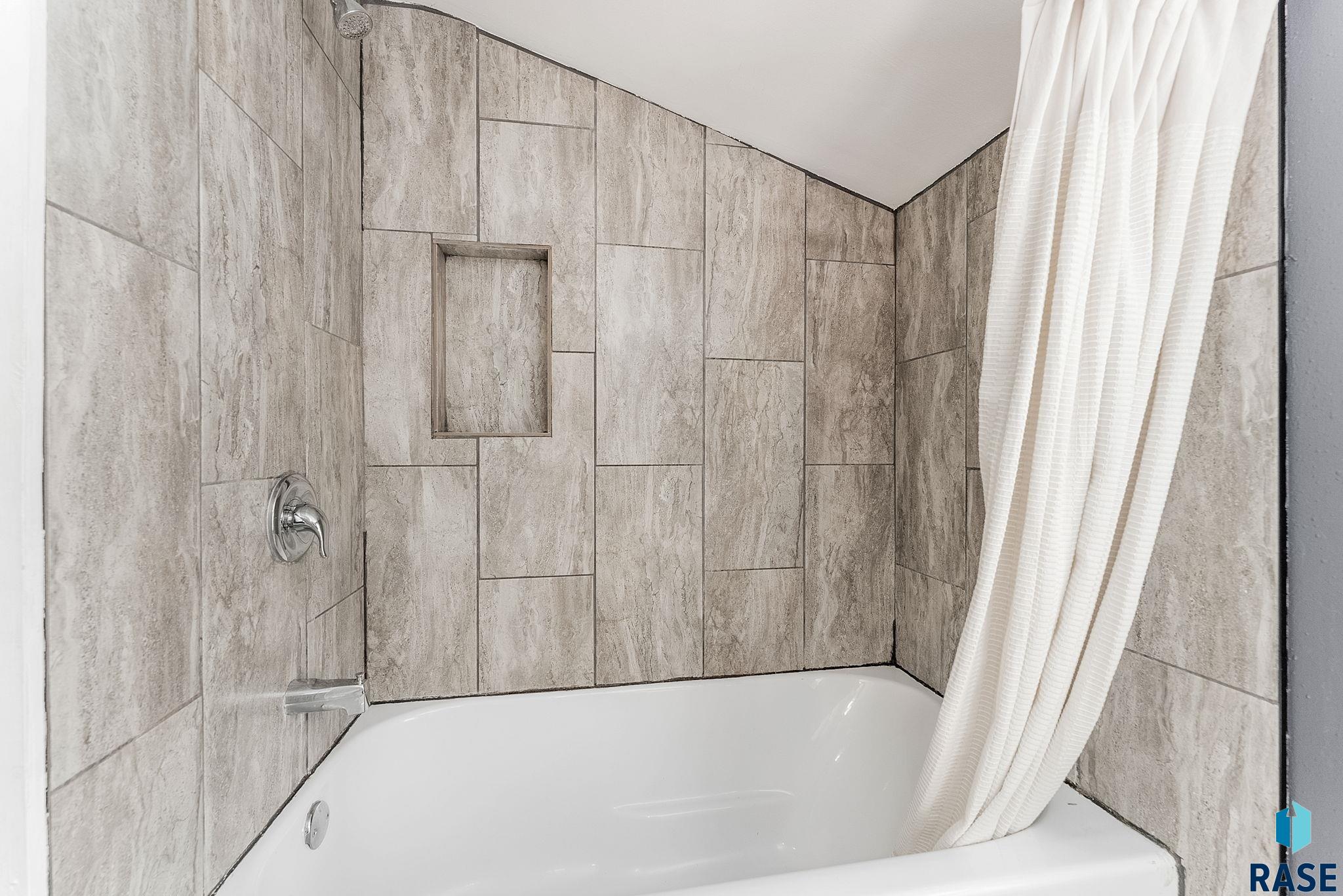 217 E 26th St Street, Sioux Falls, South Dakota image 20