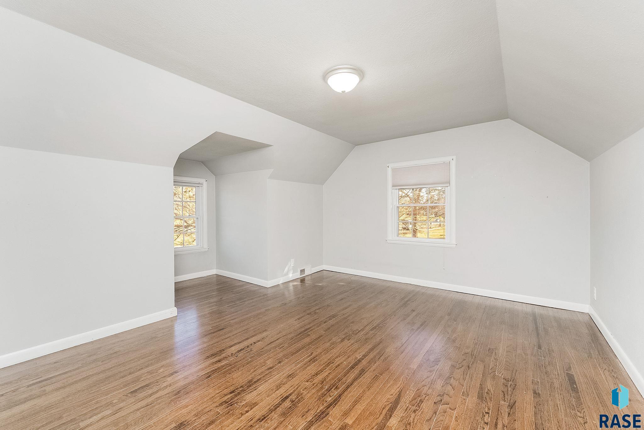 217 E 26th St Street, Sioux Falls, South Dakota image 5