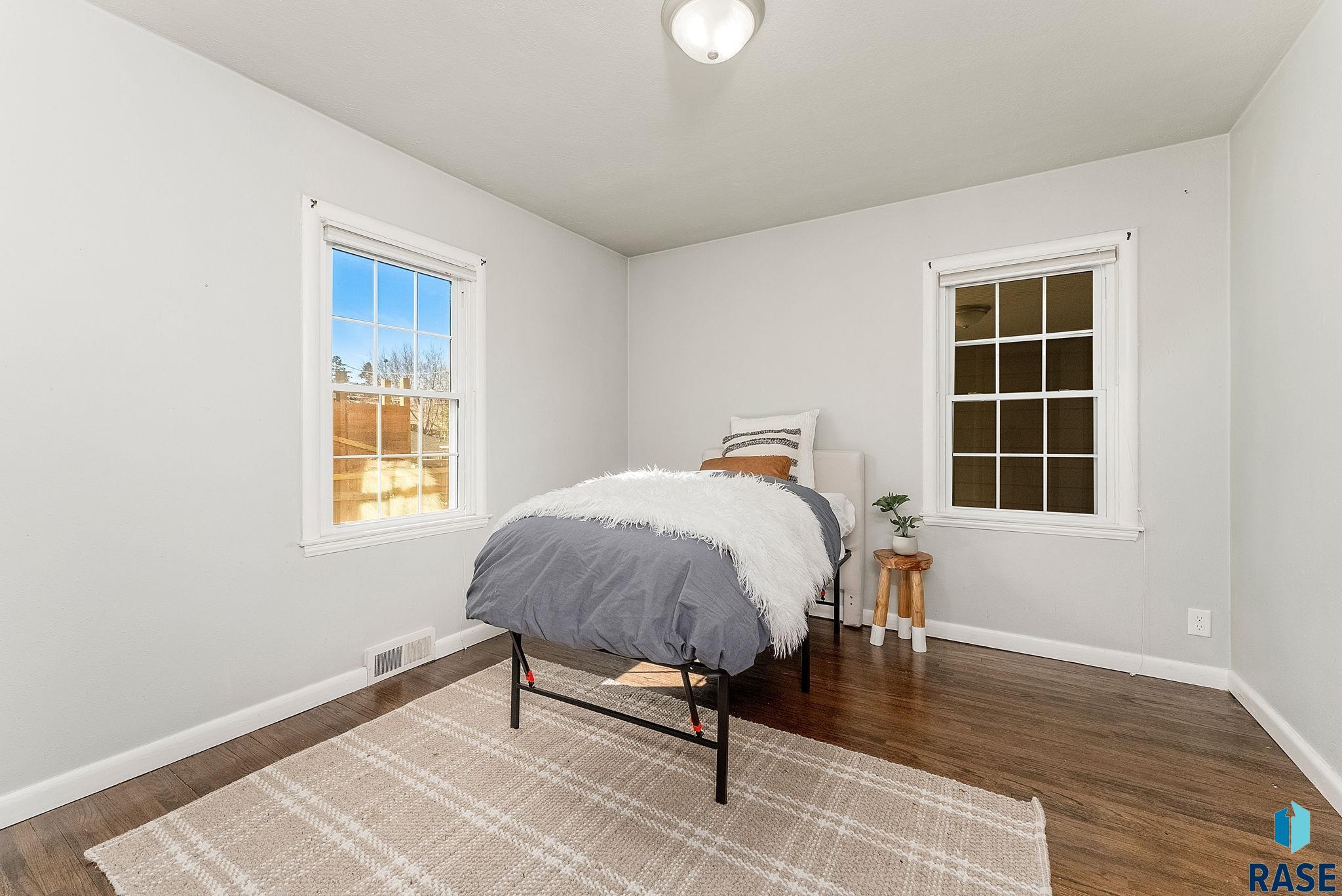 217 E 26th St Street, Sioux Falls, South Dakota image 16